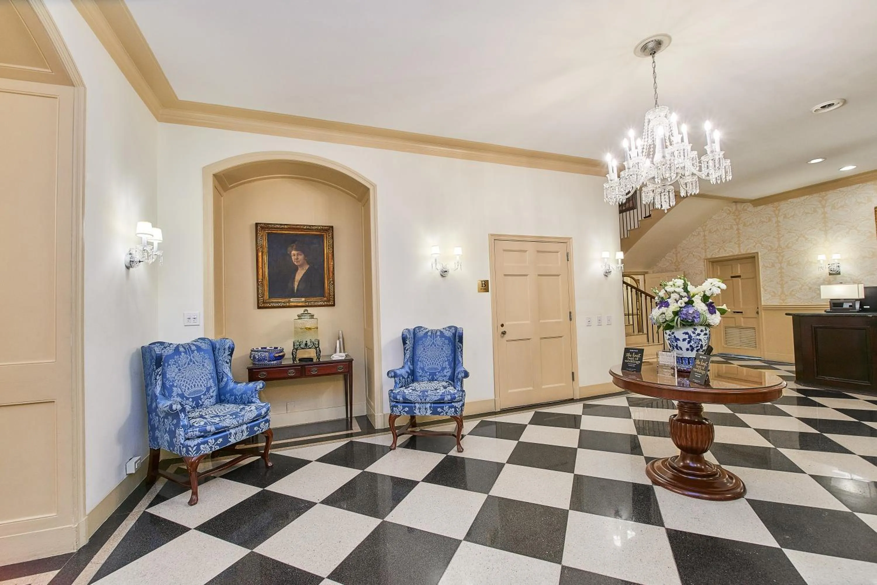 Lobby or reception in 3 West Club