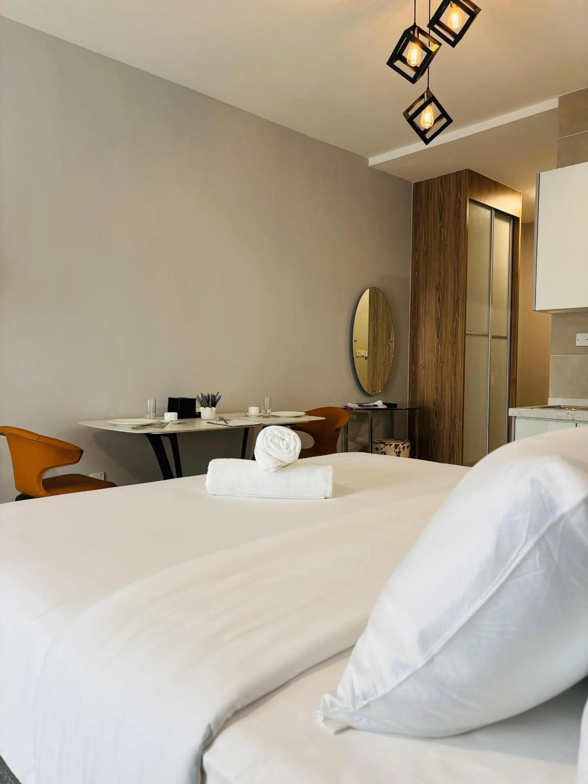 Bed in Wyndham Garden Suites IPOH ICC