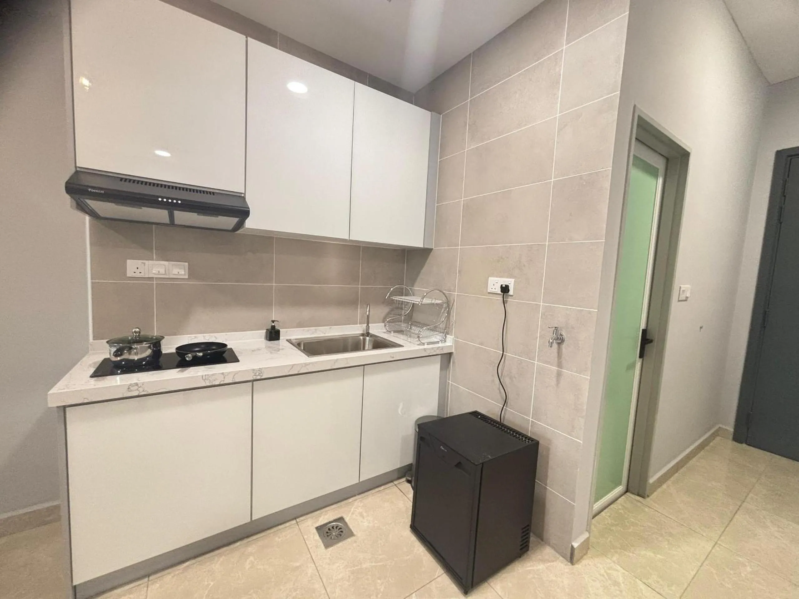 Kitchen or kitchenette in Wyndham Garden Suites IPOH ICC