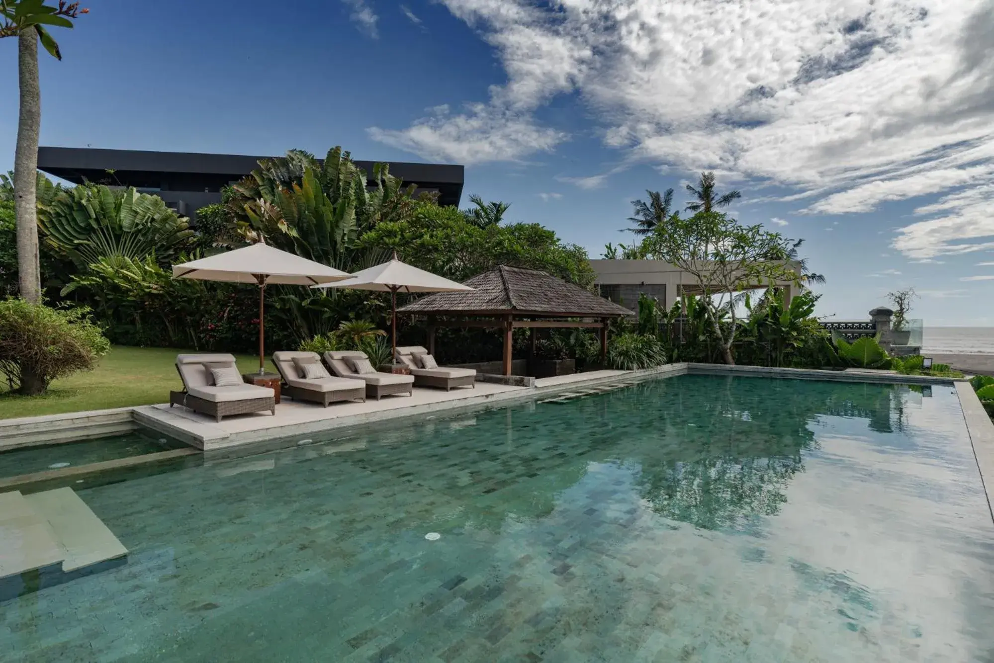 OMEKAI Cemagi by Nakula OMEKAI Cemagi by Nakula