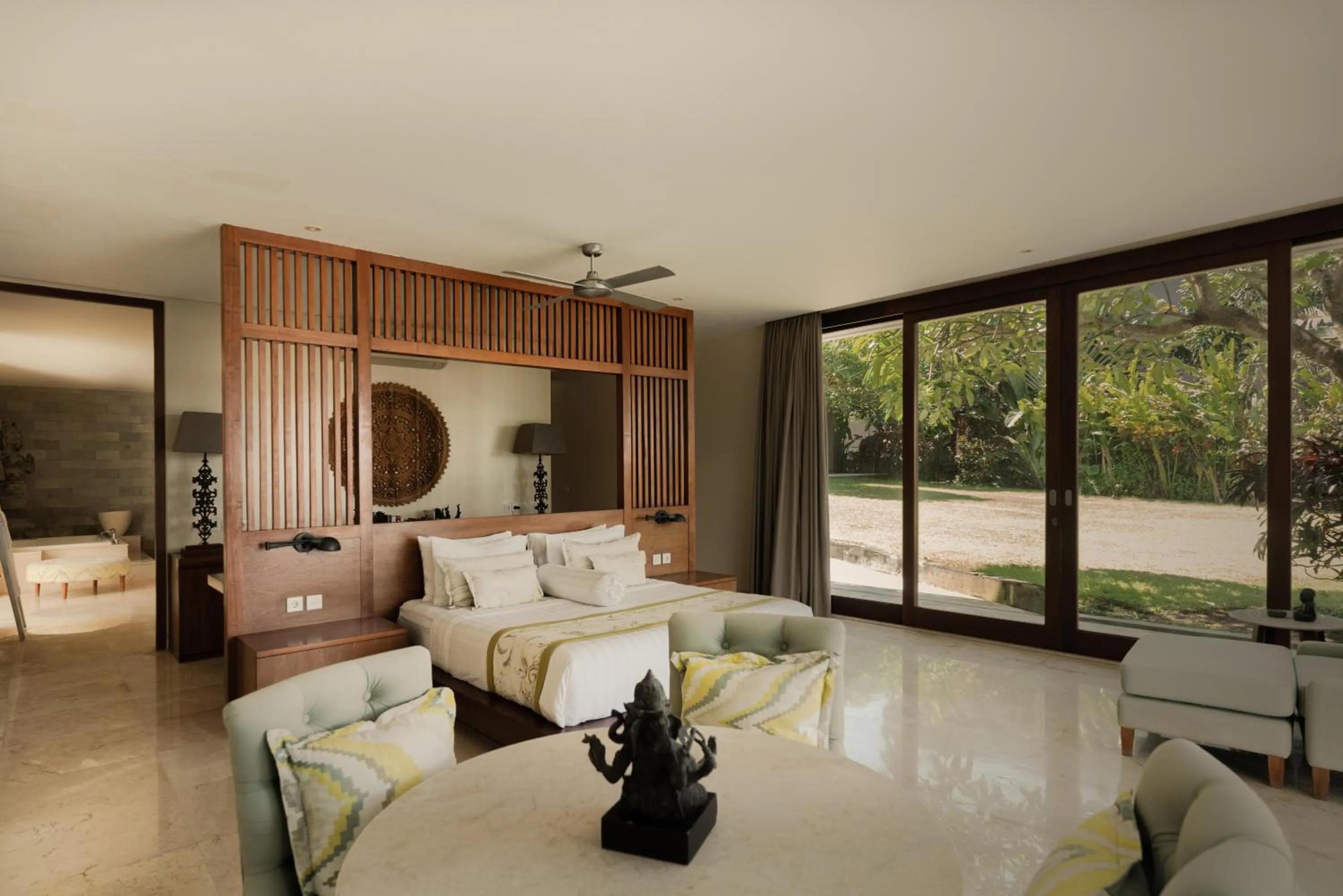 Photo of the whole room, Bed in OMEKAI Cemagi by Nakula