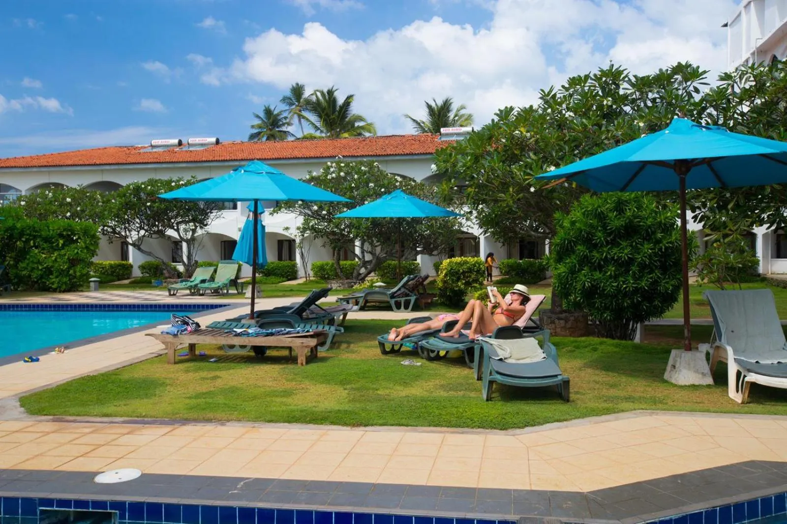Swimming pool in Hotel Lanka Super Corals
