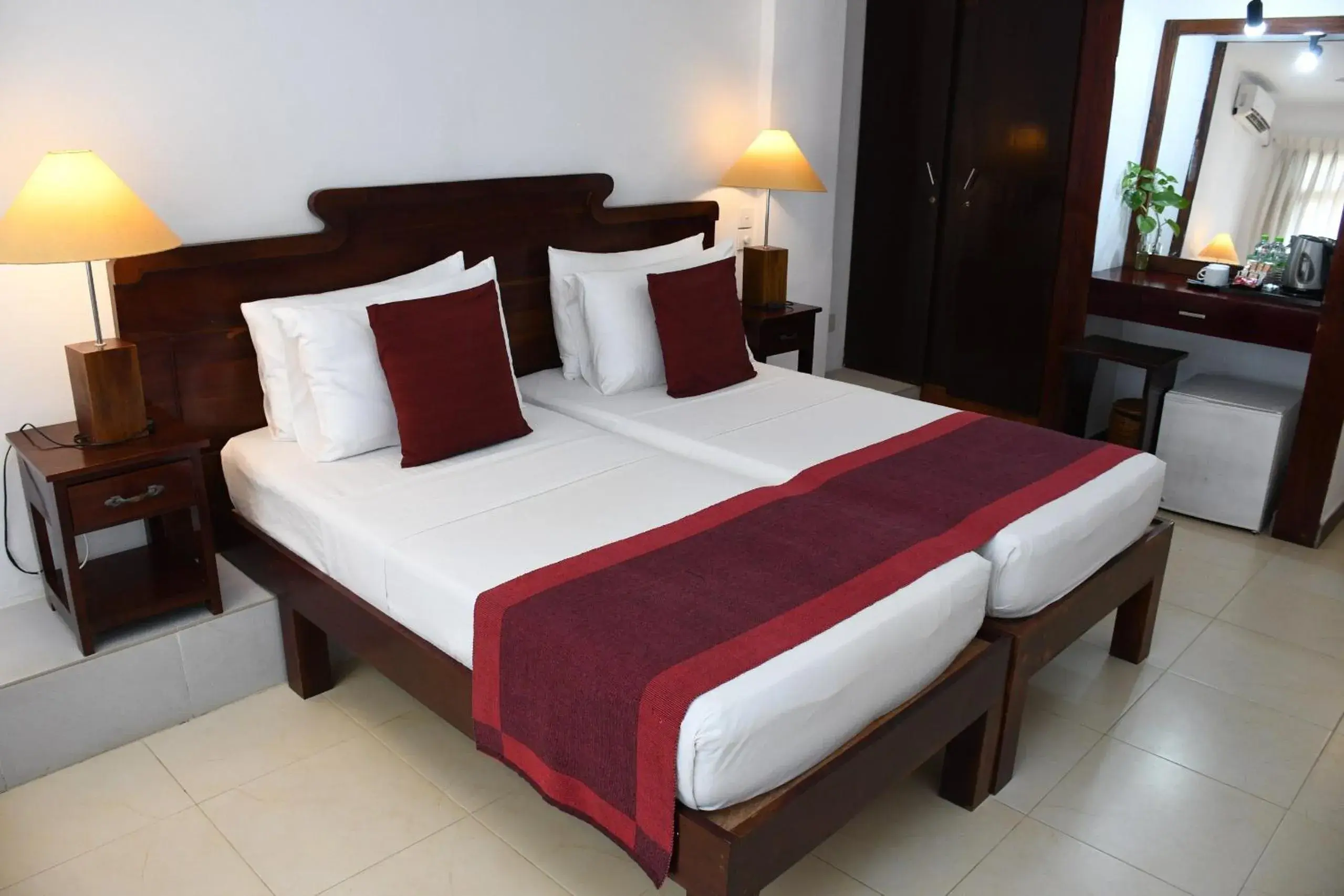 Bed in Hotel Lanka Super Corals Bed in Hotel Lanka Super Corals