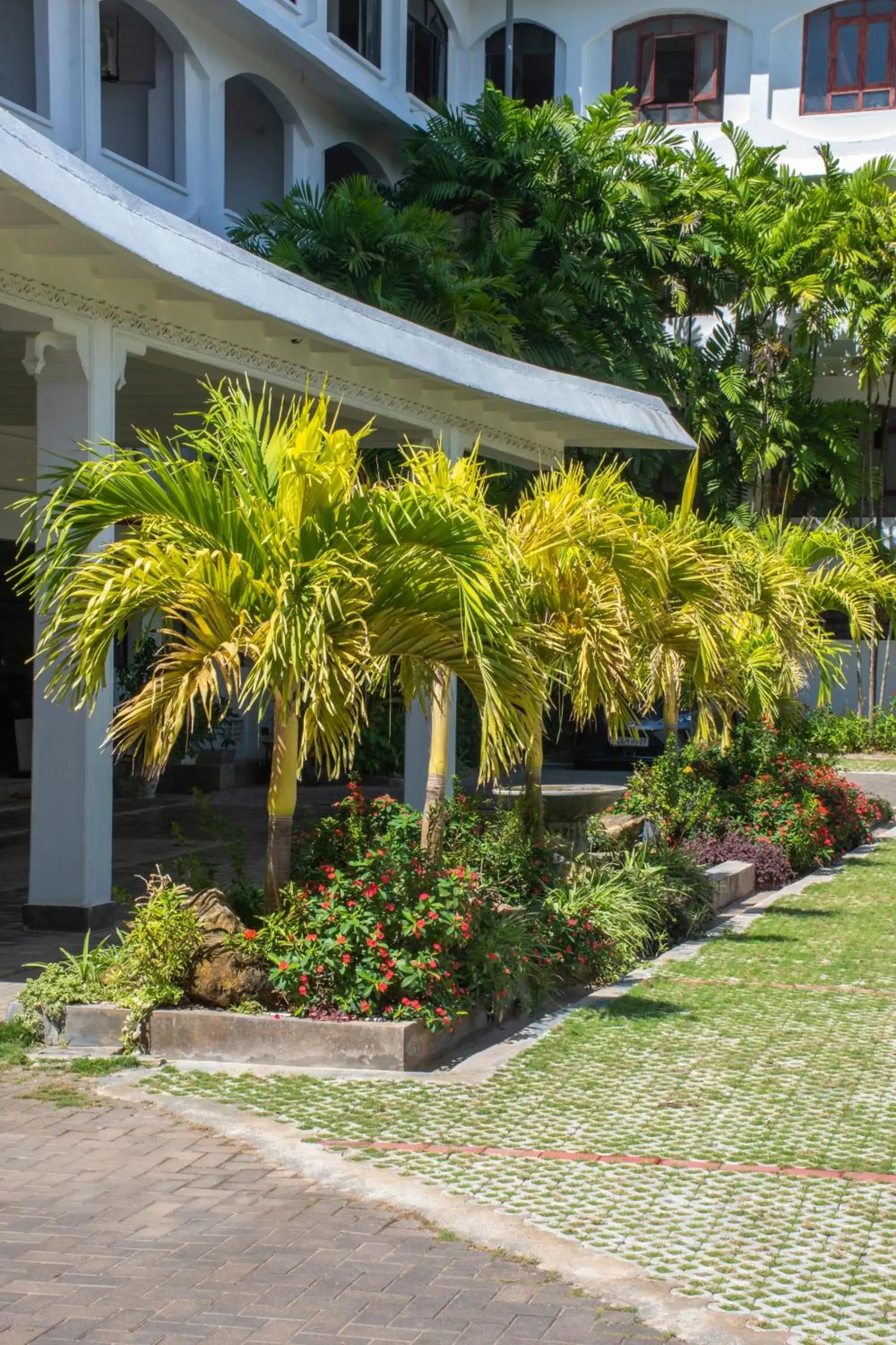 Property building in Hotel Lanka Super Corals Property building in Hotel Lanka Super Corals