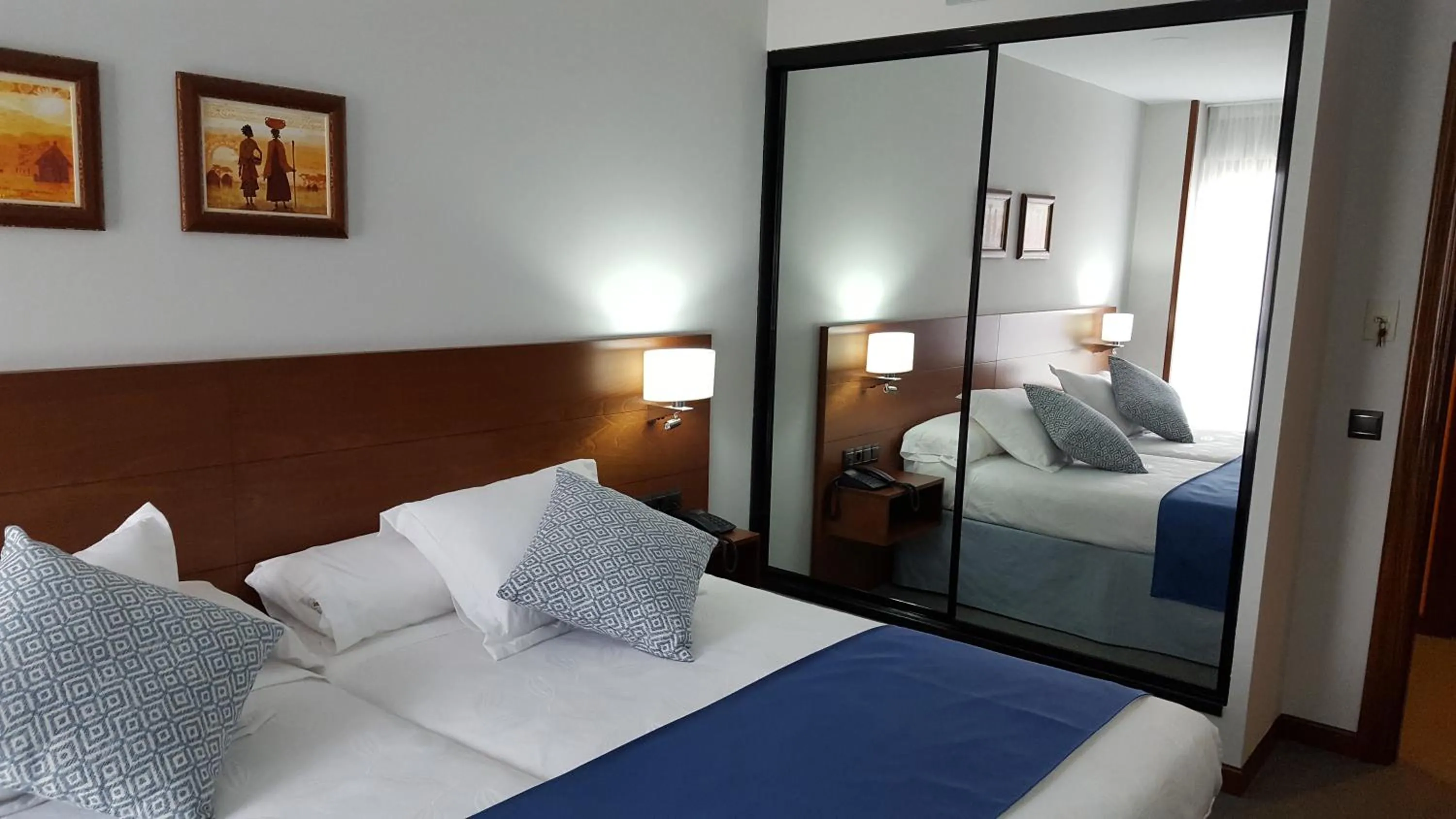 Double or Twin Room in Hotel Zabala
