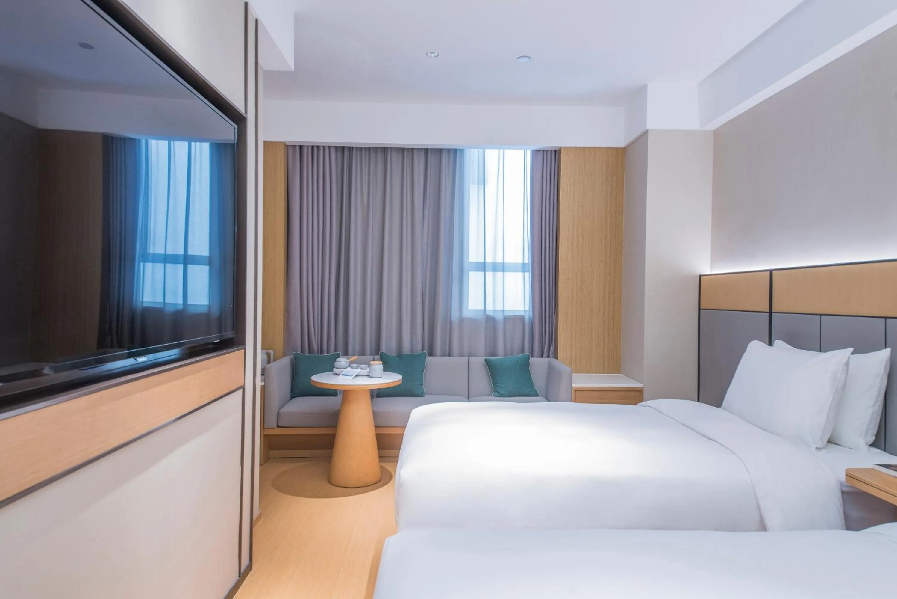 Bed in Ji Hotel - Shanghai Nanjing Road People's Square