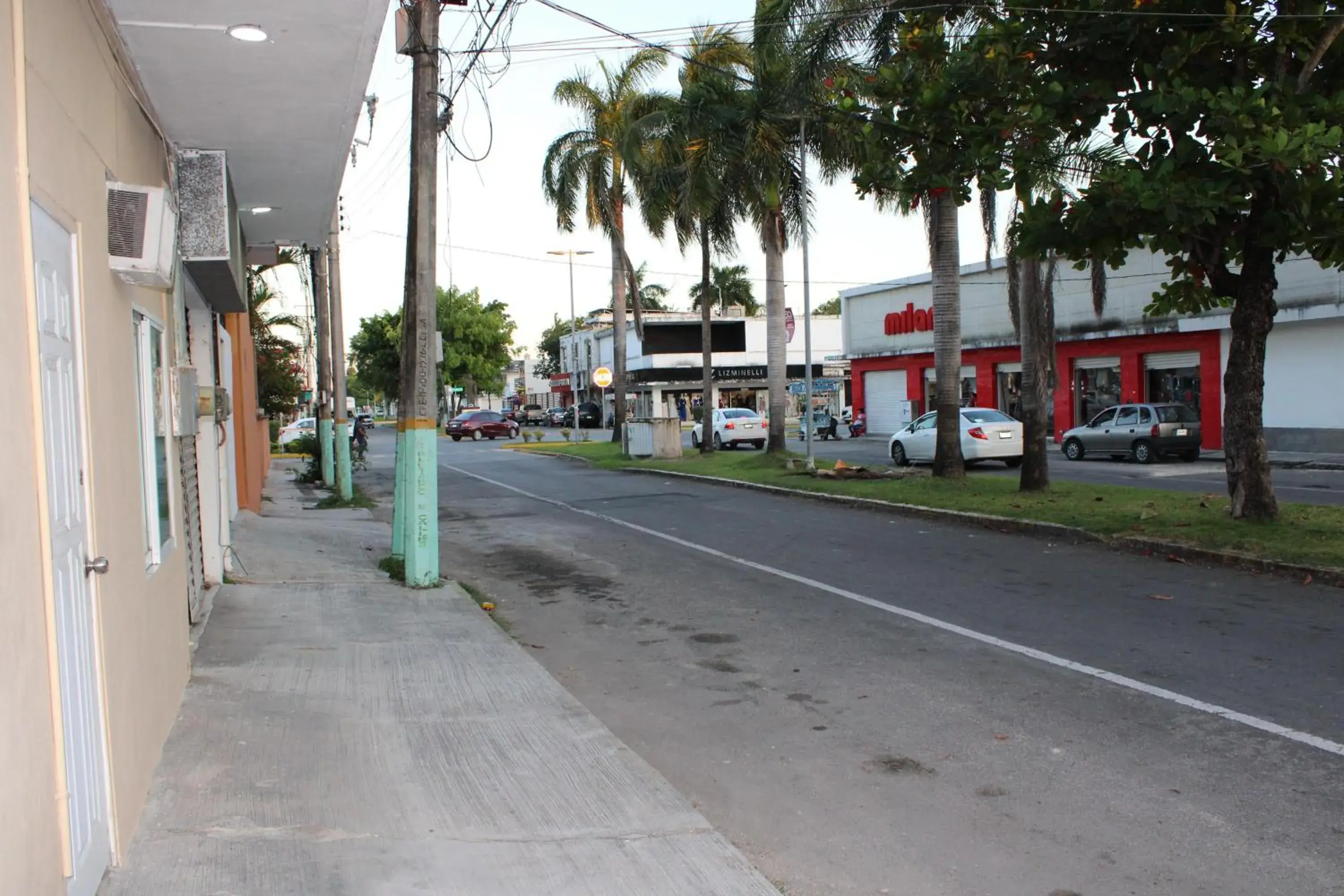 Facade/entrance in OYO Hotel Colibri Facade/entrance in OYO Hotel Colibri