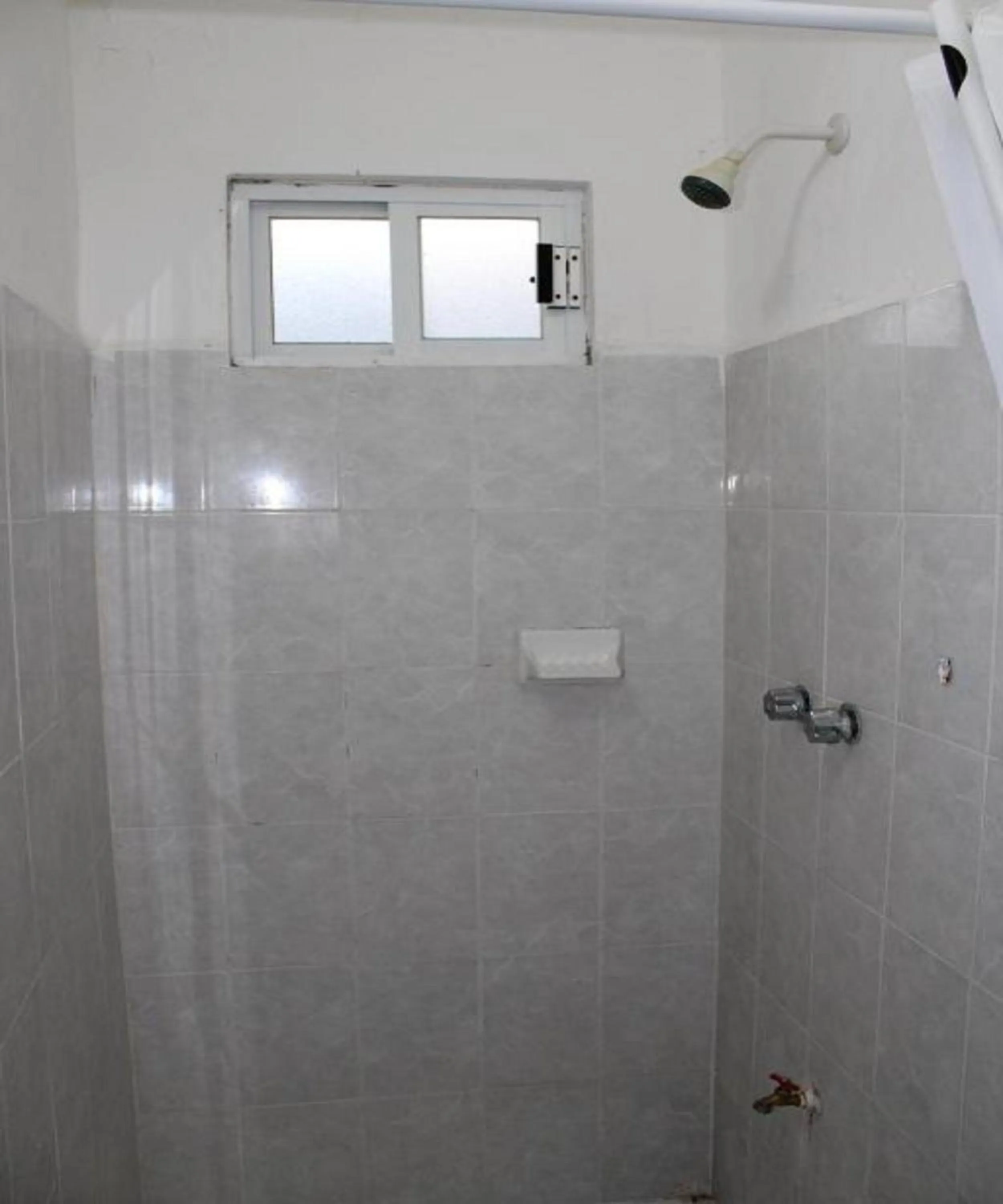 Bathroom in OYO Hotel Colibri