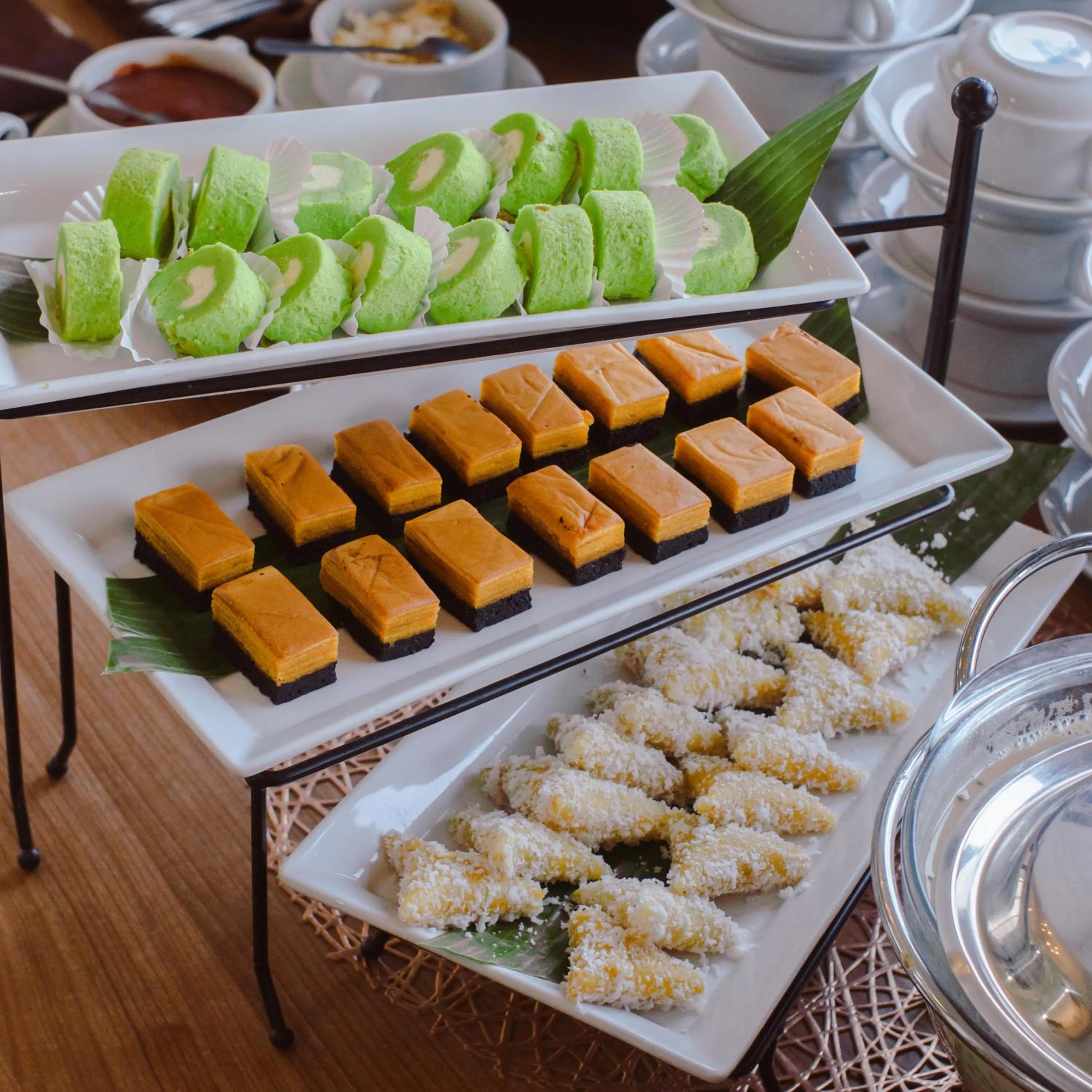 Restaurant/places to eat in Fahira Hotel Syariah Bukittinggi