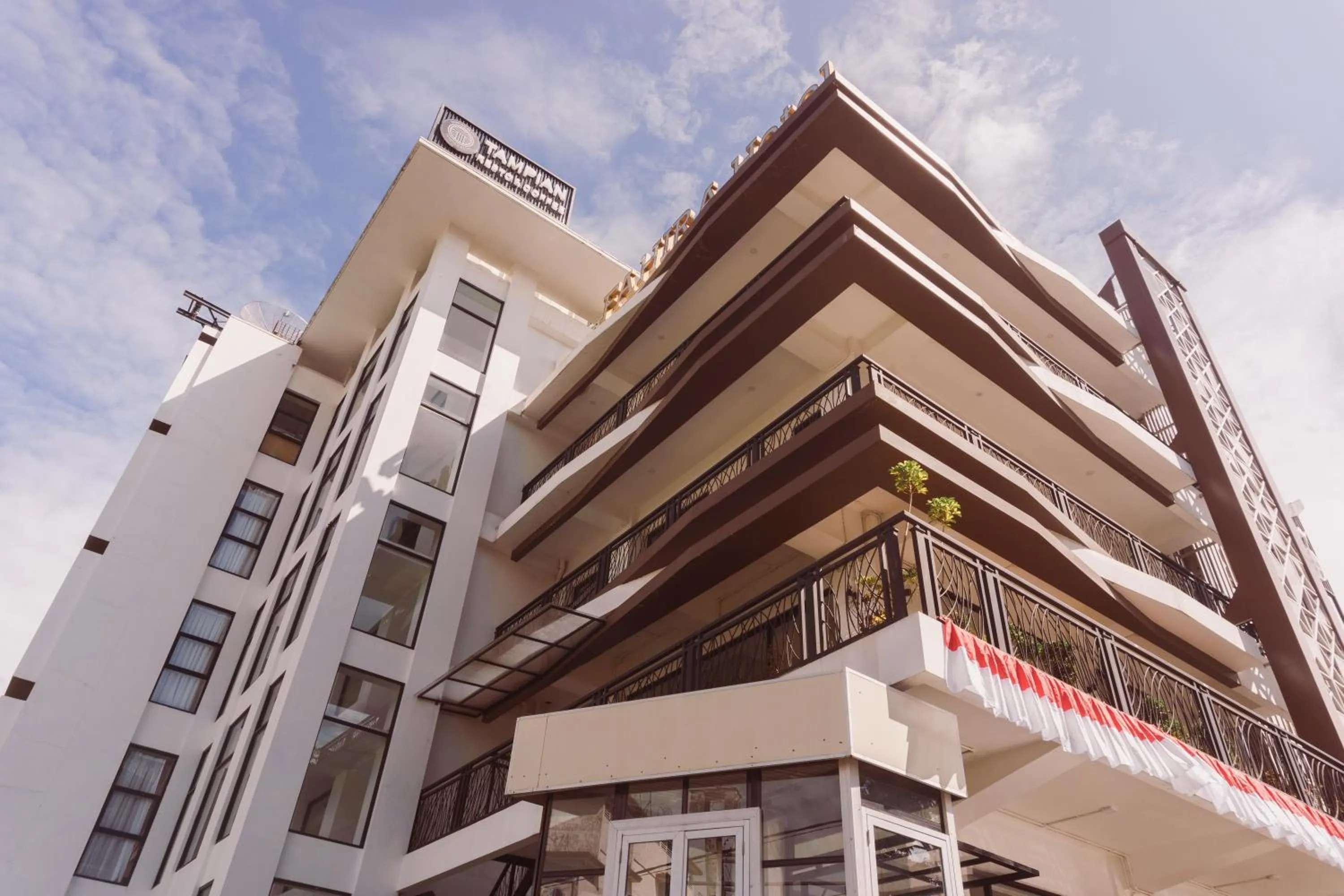 Fahira Hotel Syariah Bukittinggi