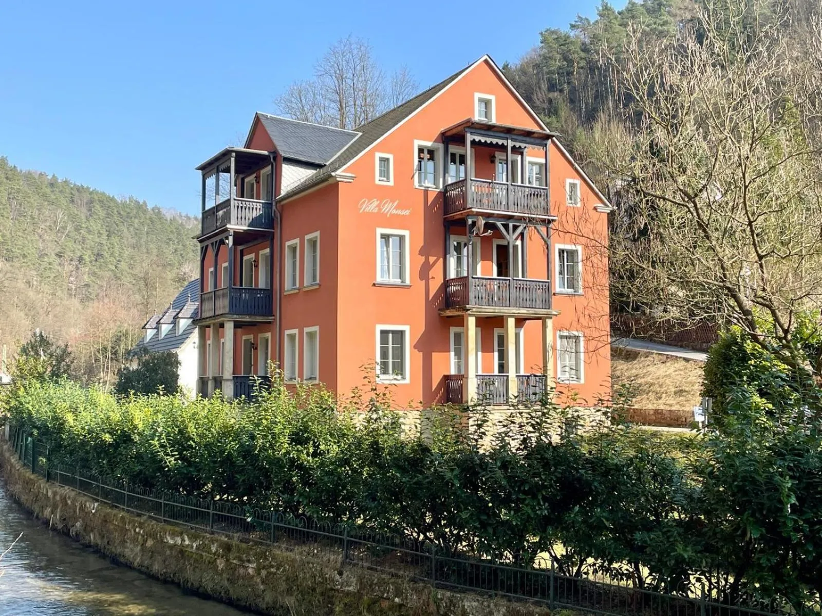 Villa Monsei - das Herzstück in Bad Schandau, top Lage, modern, mit Parkplatz!