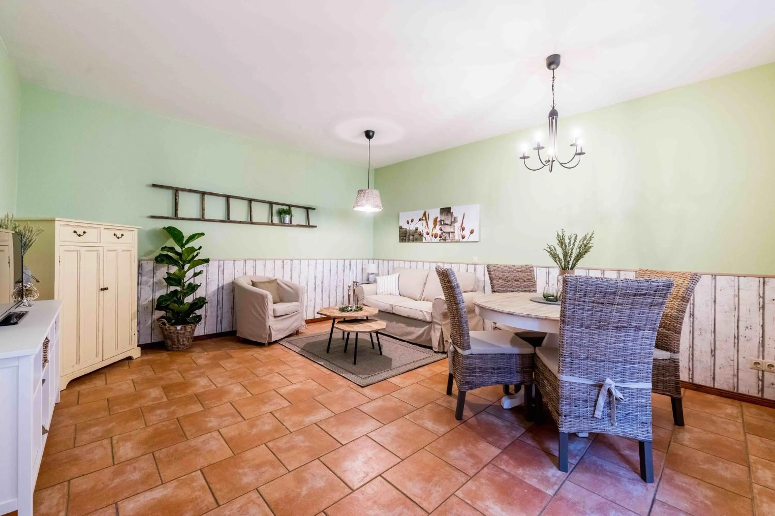 Villa Monsei - das Herzstück in Bad Schandau, top Lage, modern, mit Parkplatz!