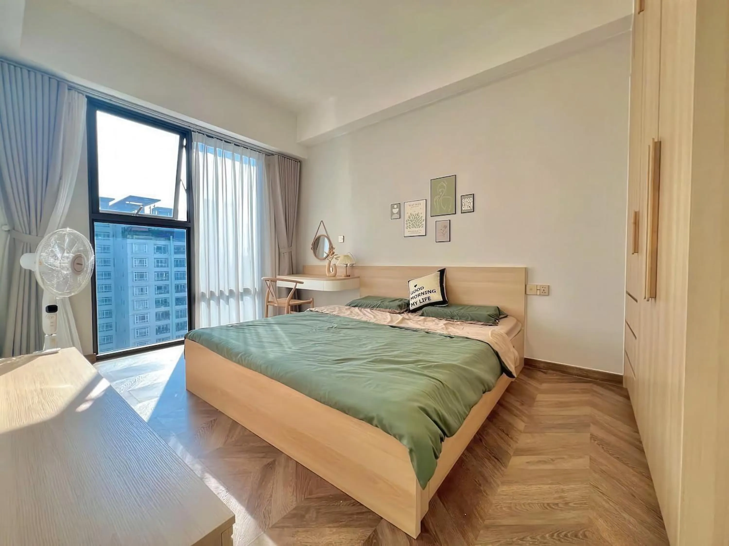 Bed in The Antonia Apartments - Korea Town D7