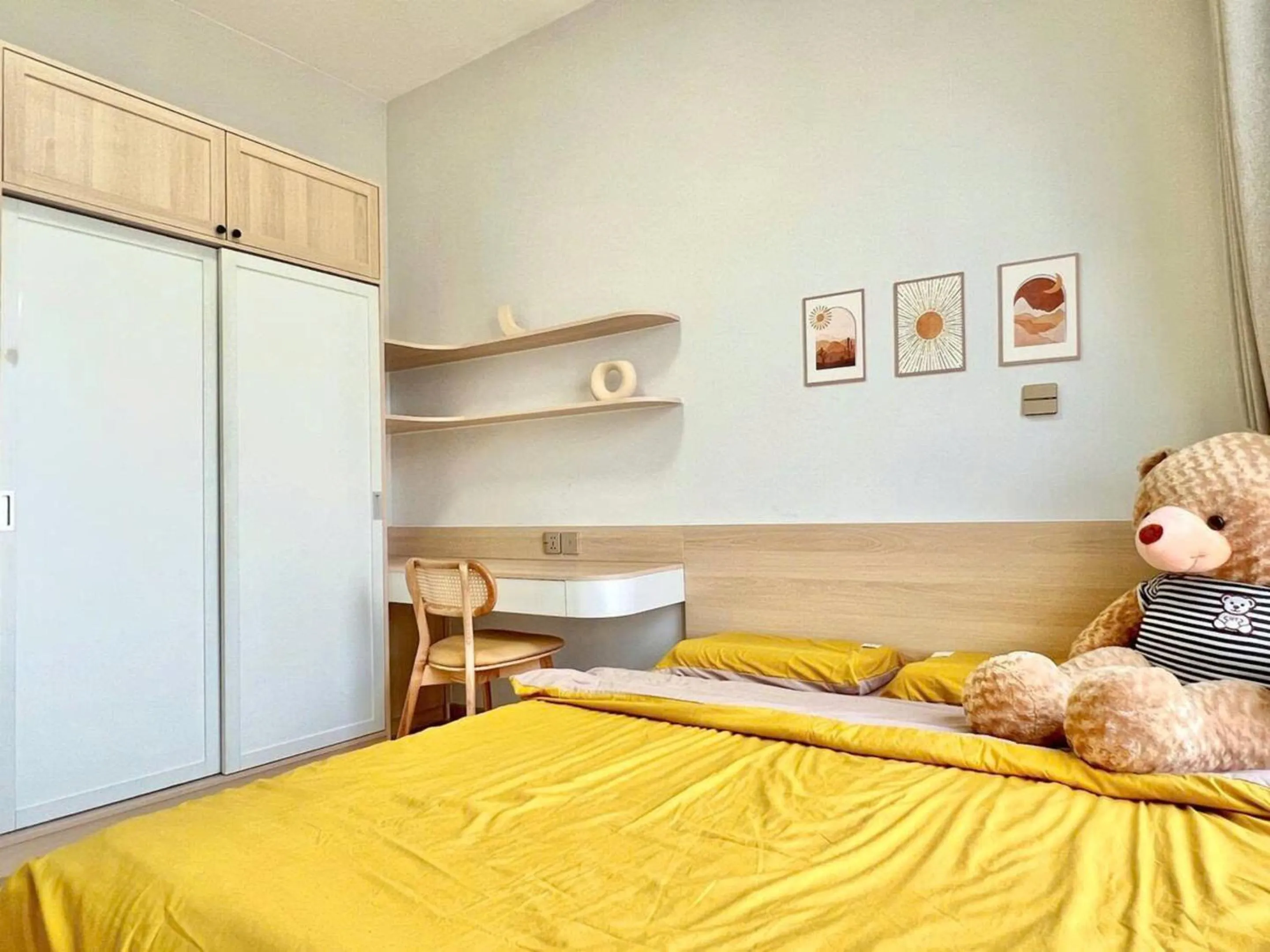 Bed in The Antonia Apartments - Korea Town D7