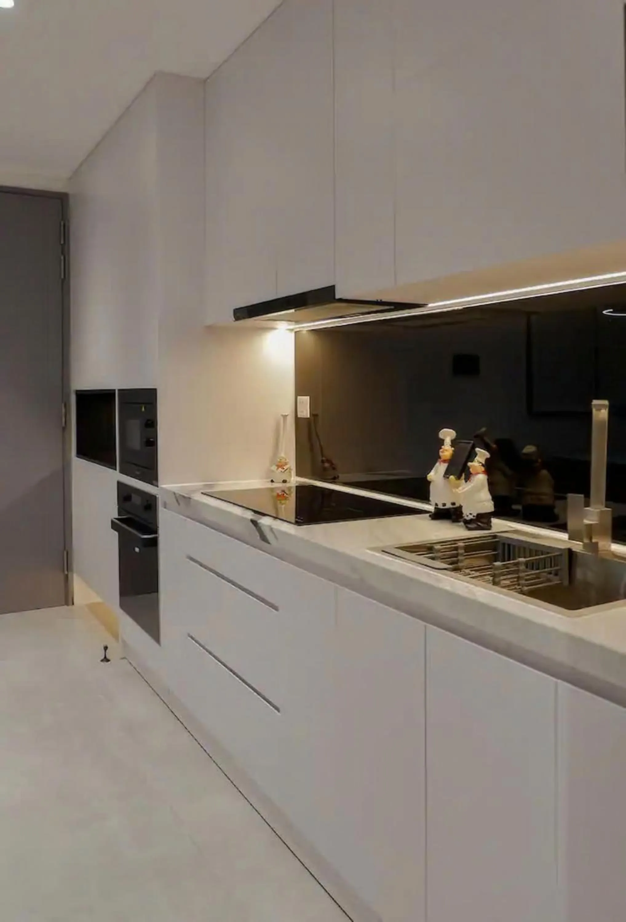 Kitchen or kitchenette in The Antonia Apartments - Korea Town D7