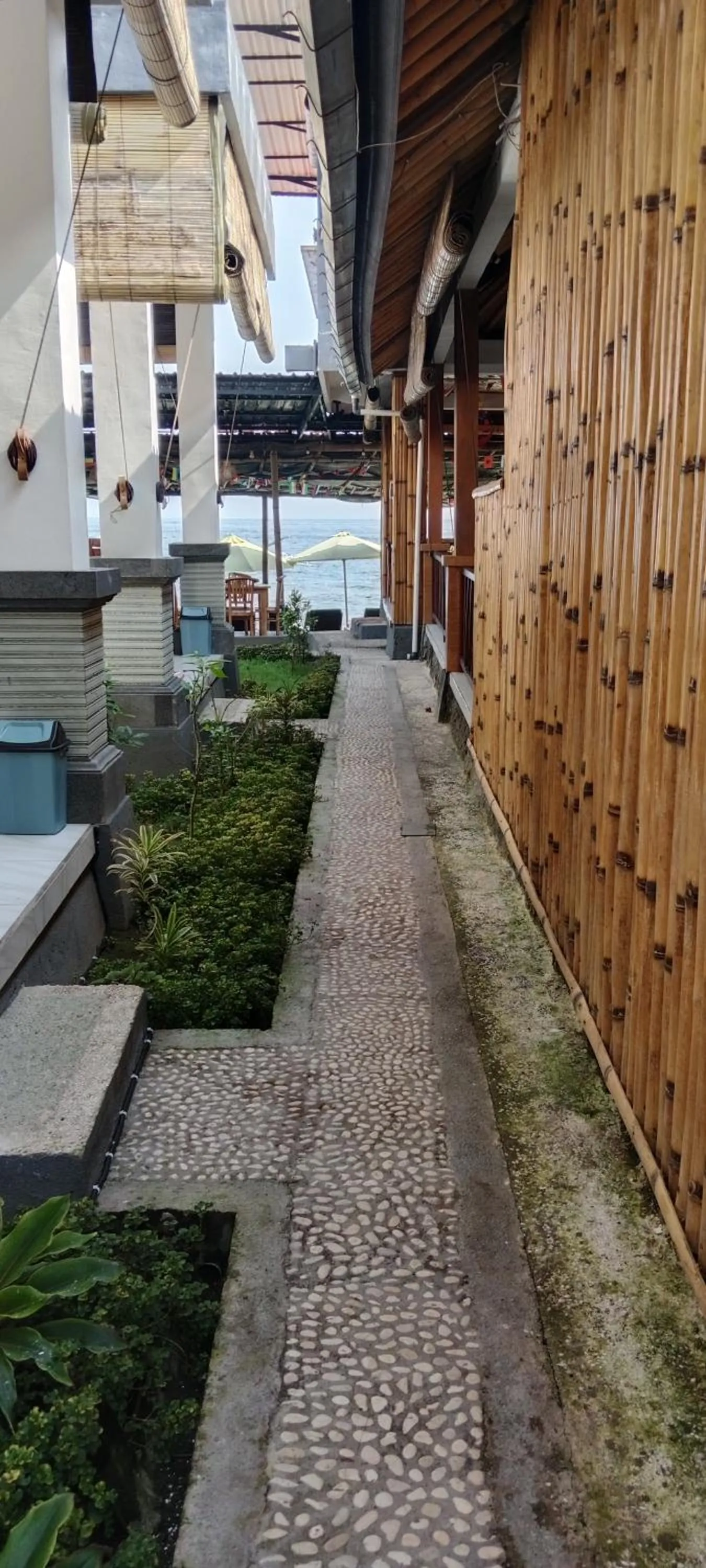 Street view in Beten Enjung Home Stay&rooftop