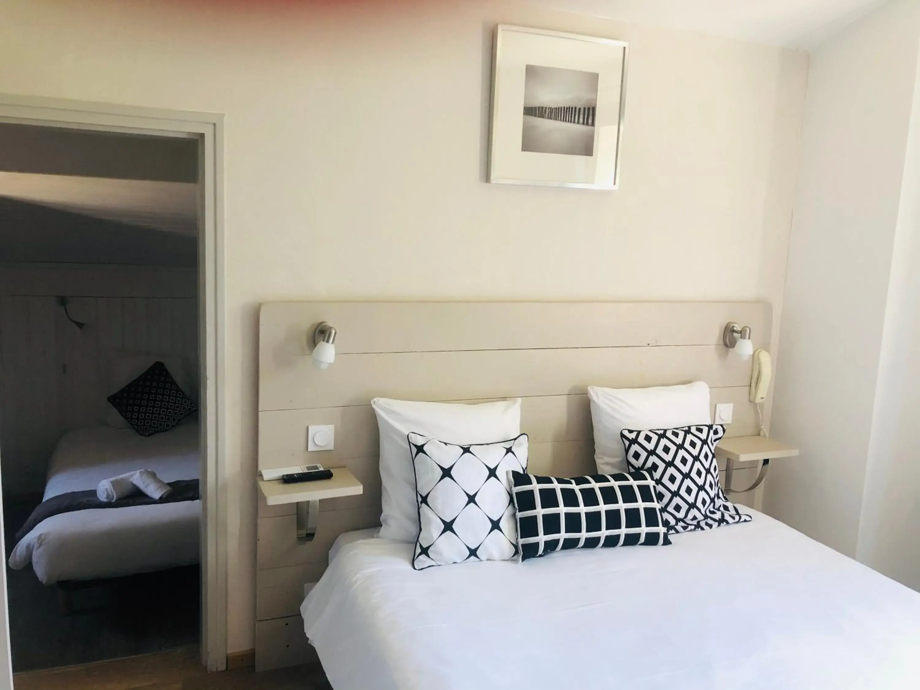 Family Room with Garden View in Hotel Cote et Lac Family Room with Garden View in Hotel Cote et Lac