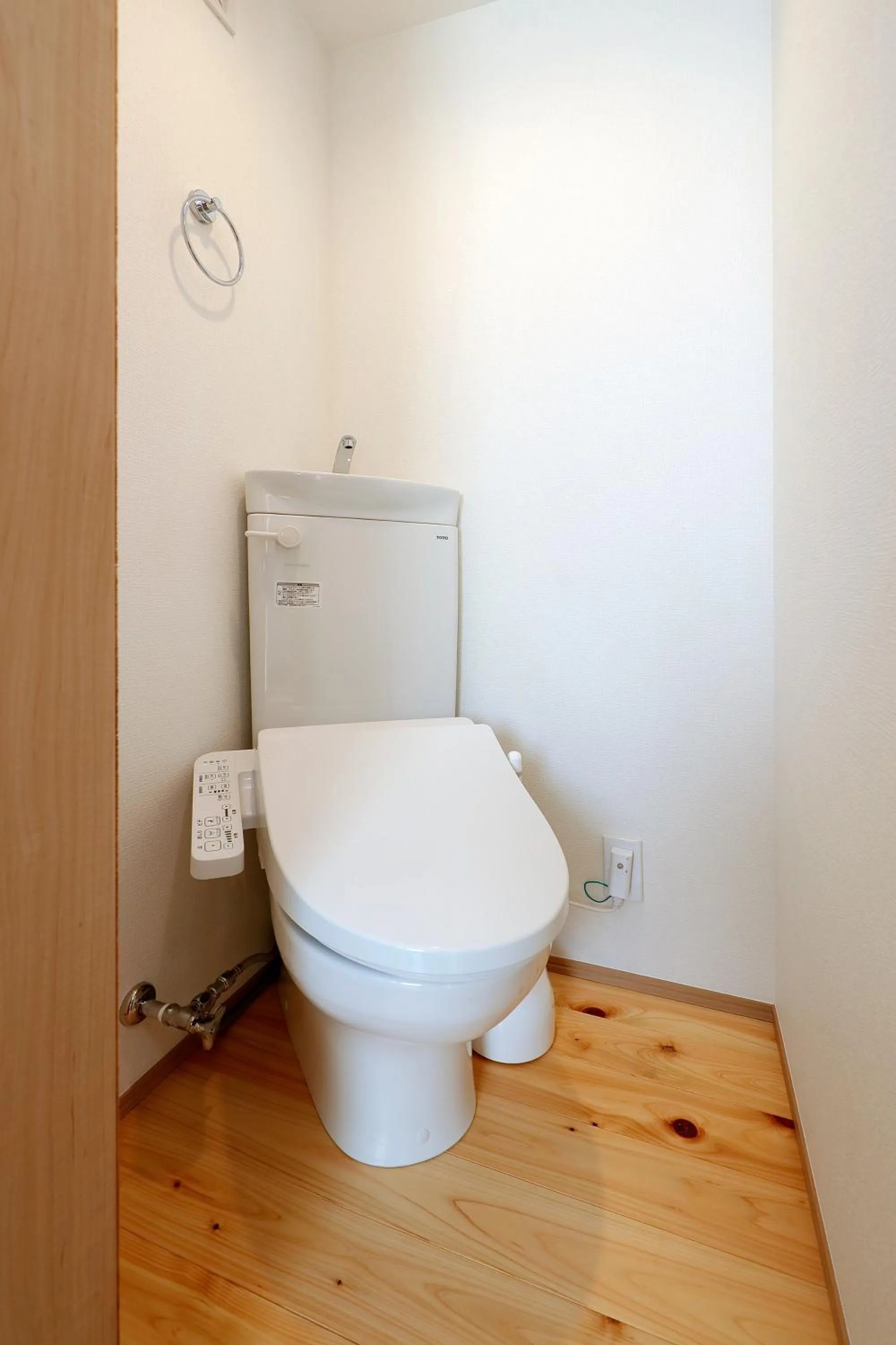 Zenith Shinjuku Hinoki by Tranova