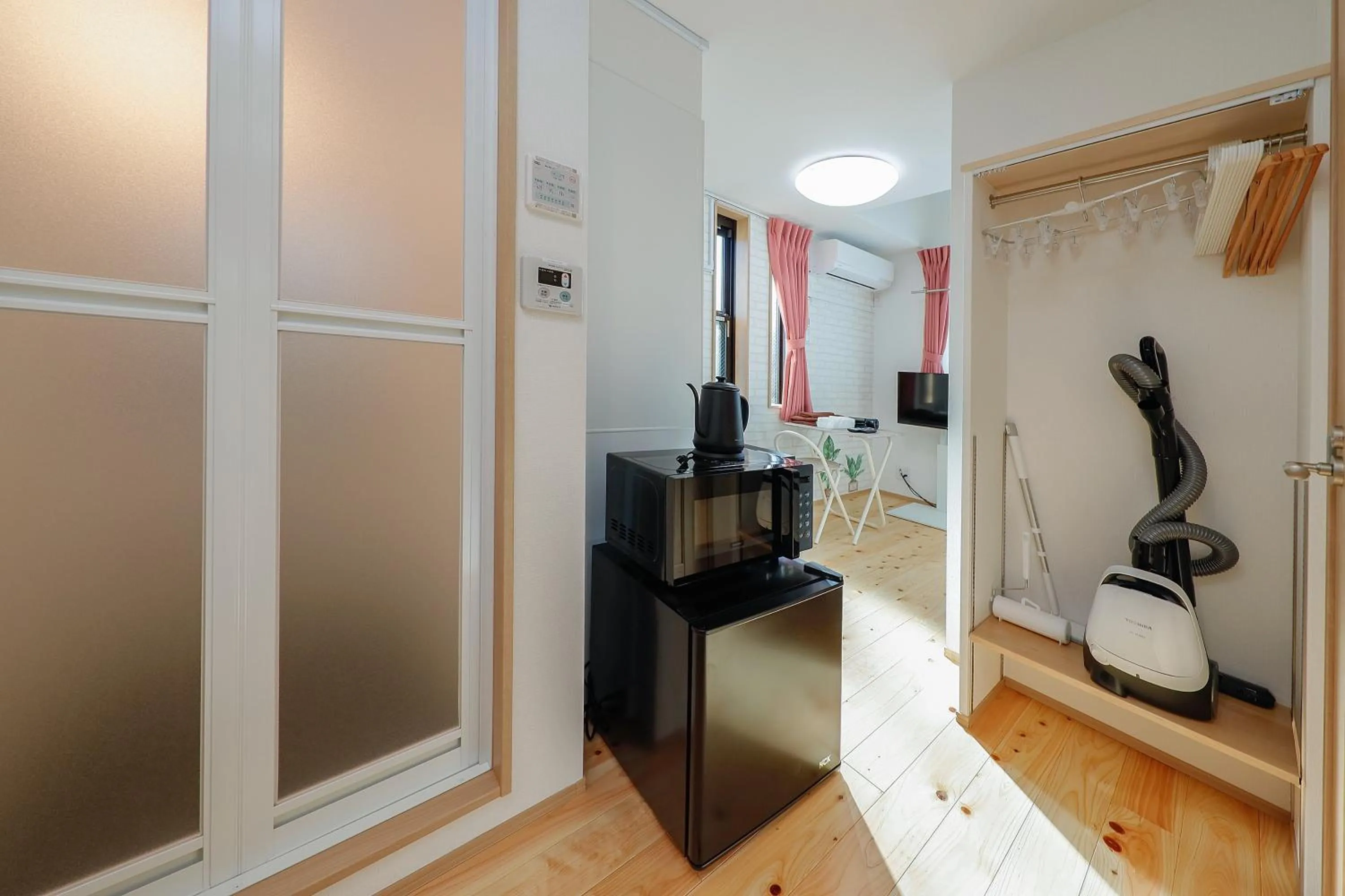 Zenith Shinjuku Hinoki by Tranova