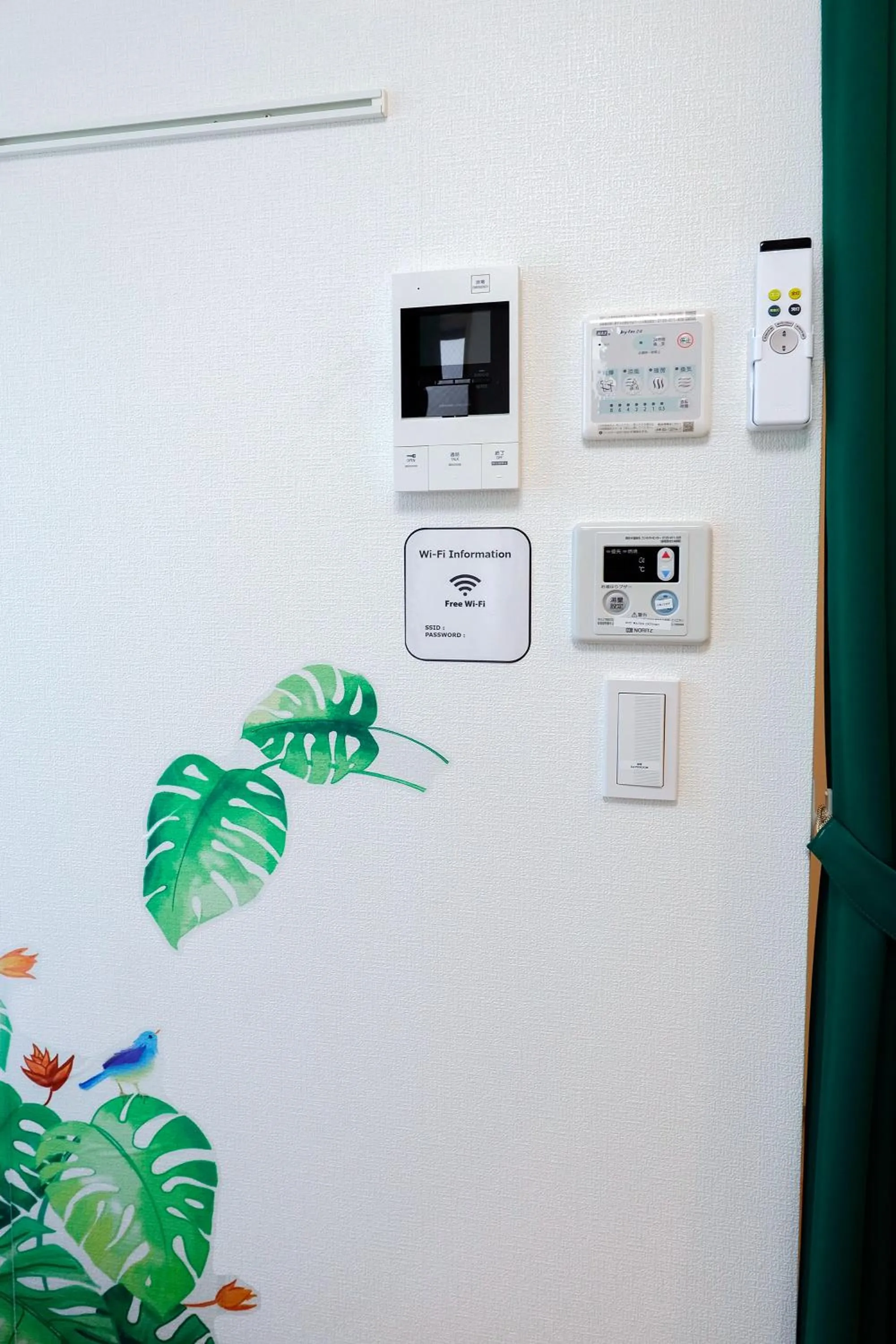 Zenith Shinjuku Hinoki by Tranova