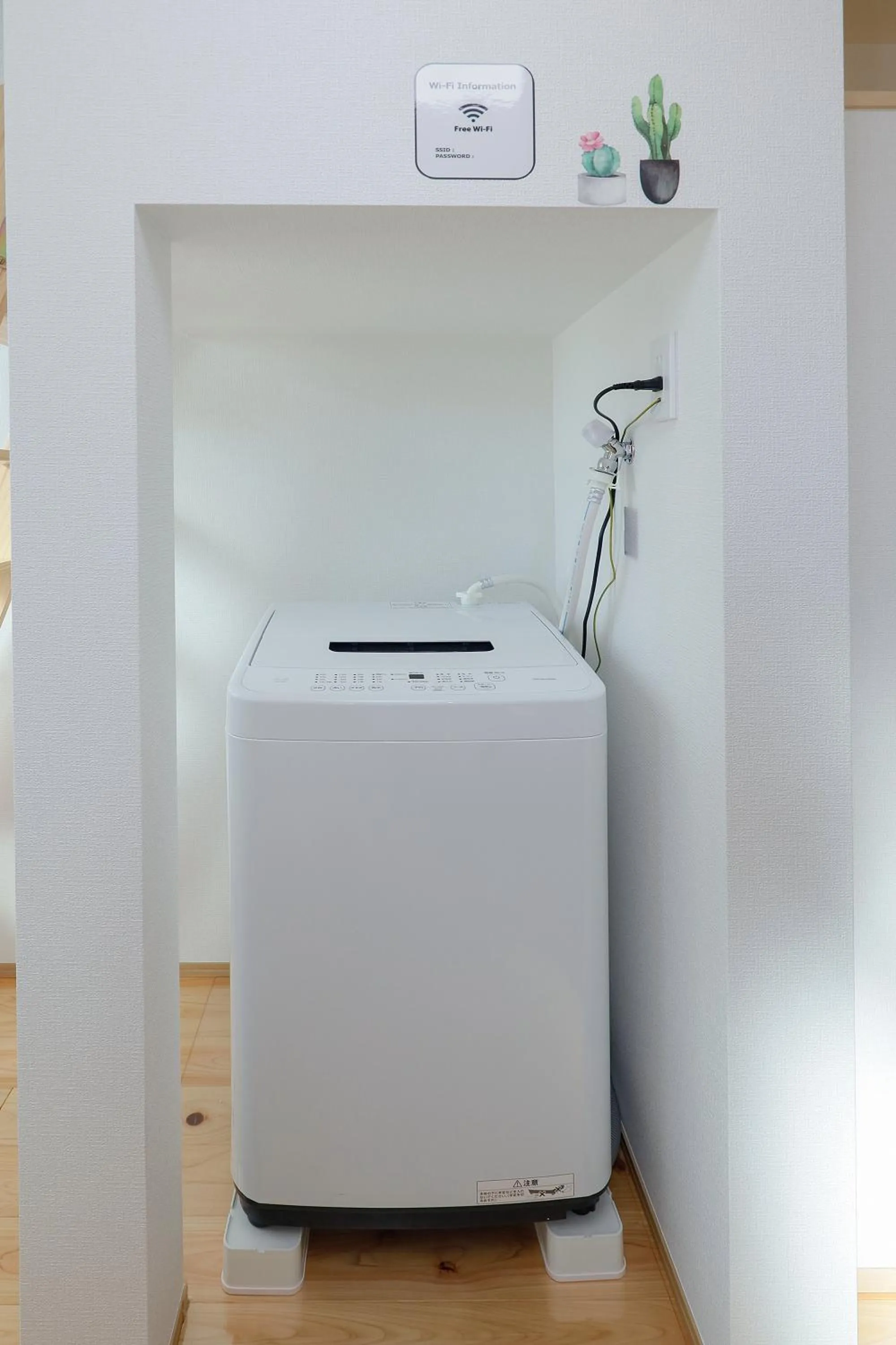 Zenith Shinjuku Hinoki by Tranova