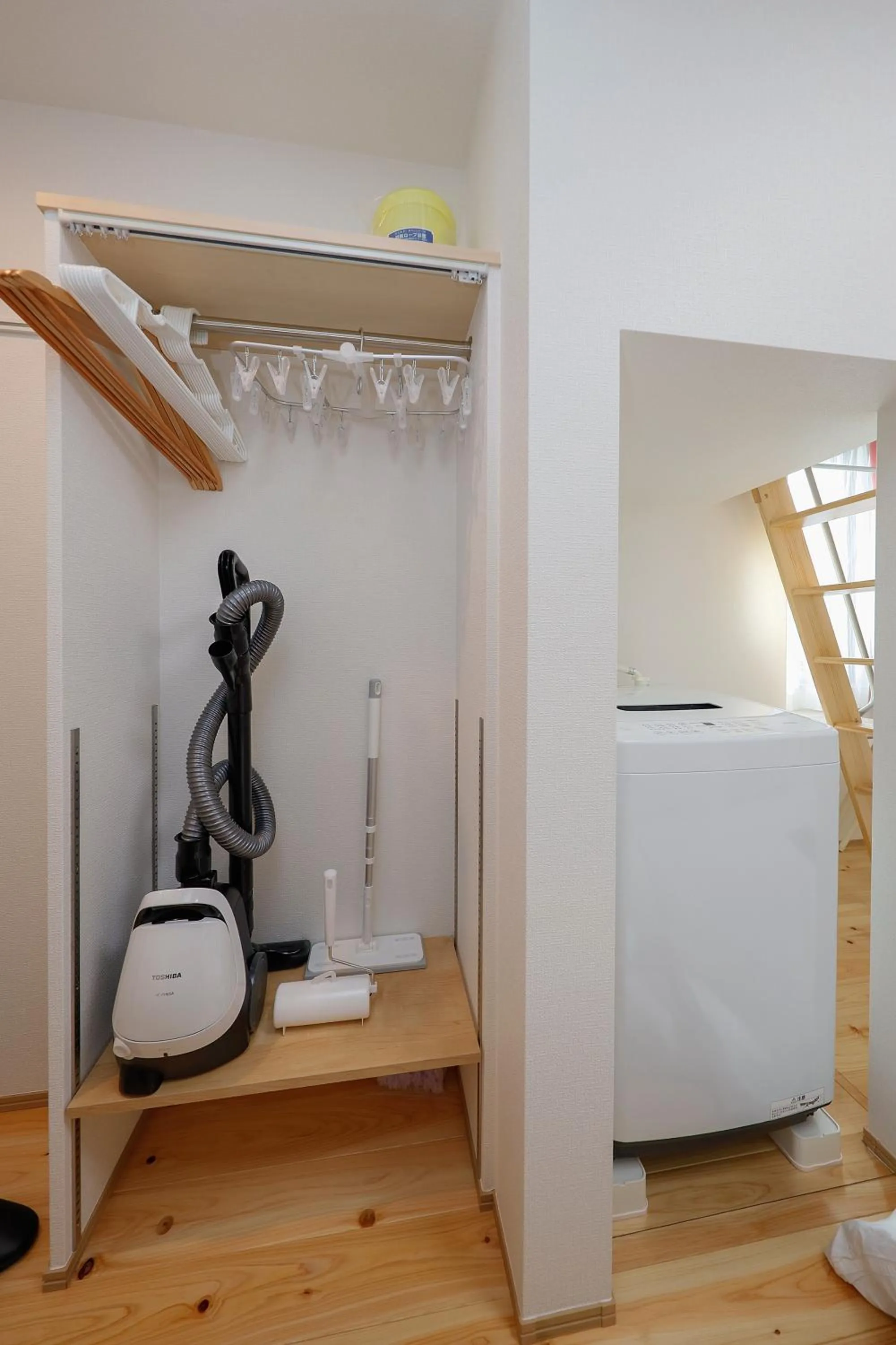 Zenith Shinjuku Hinoki by Tranova