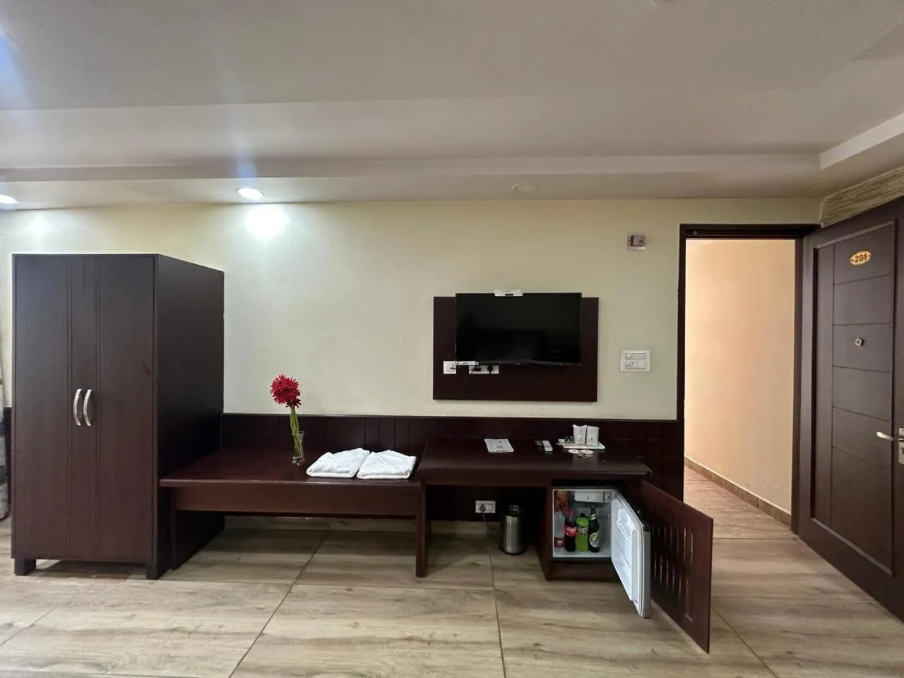Hotel Anant Restaurant And Bar