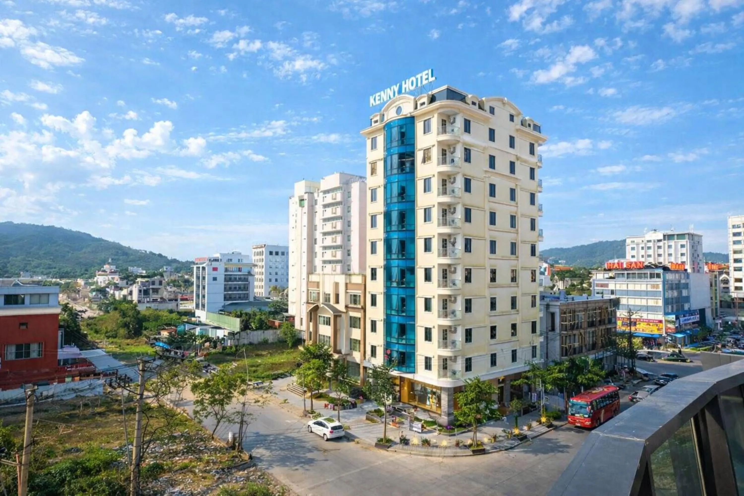 Kenny Hotel Ha Long