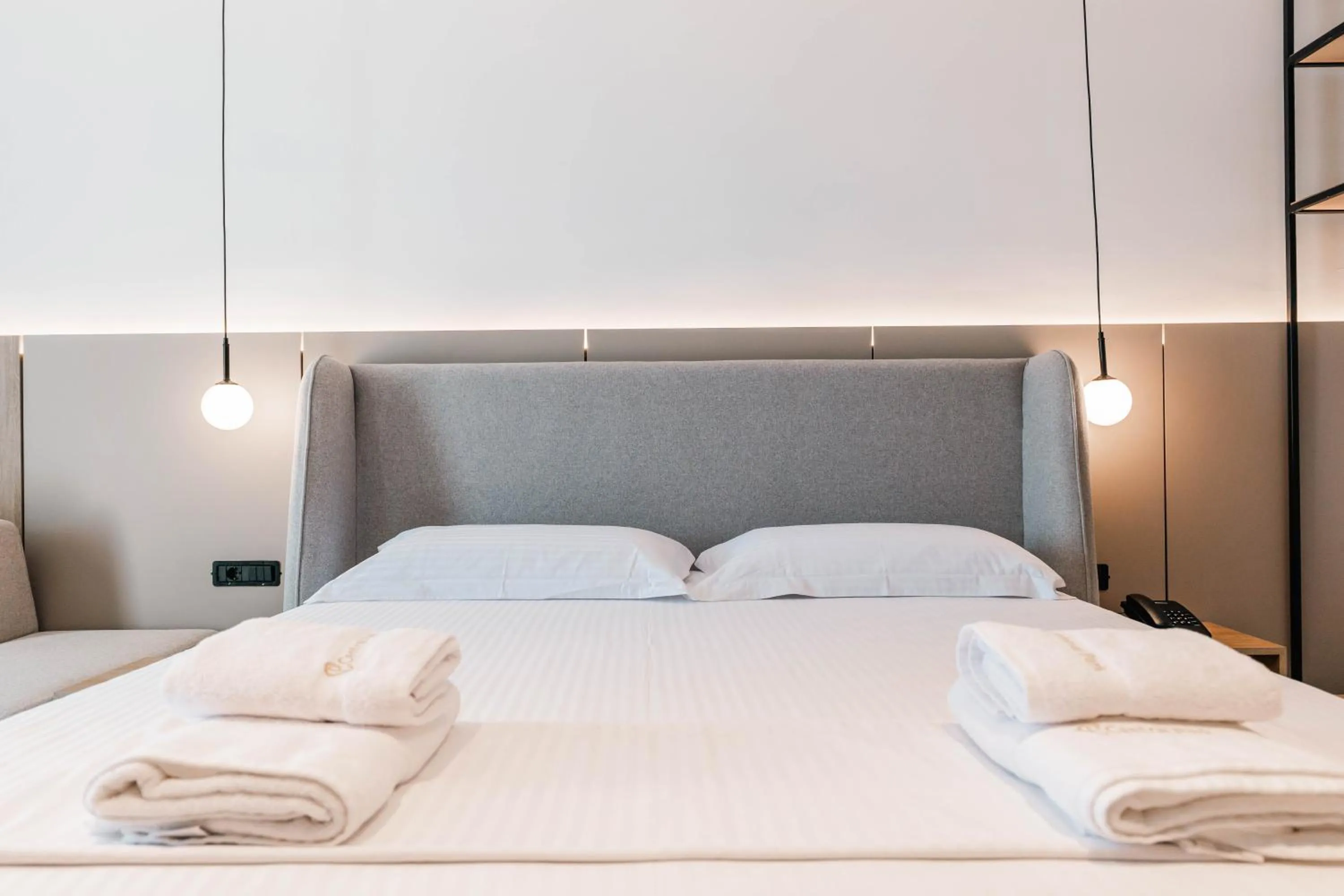 Bed in Central Park Premium Hotel