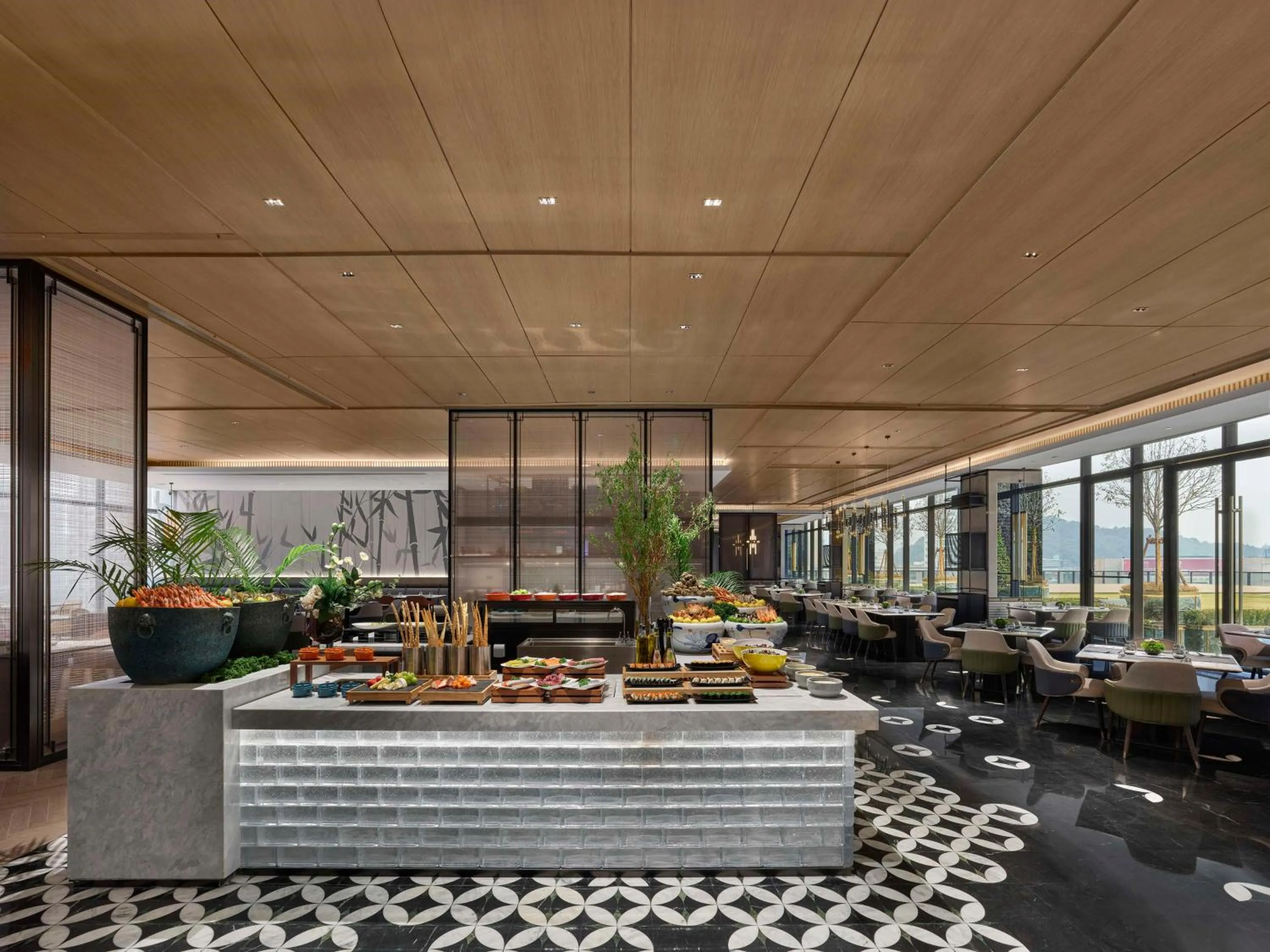 Restaurant/places to eat in Hilton Yuyao