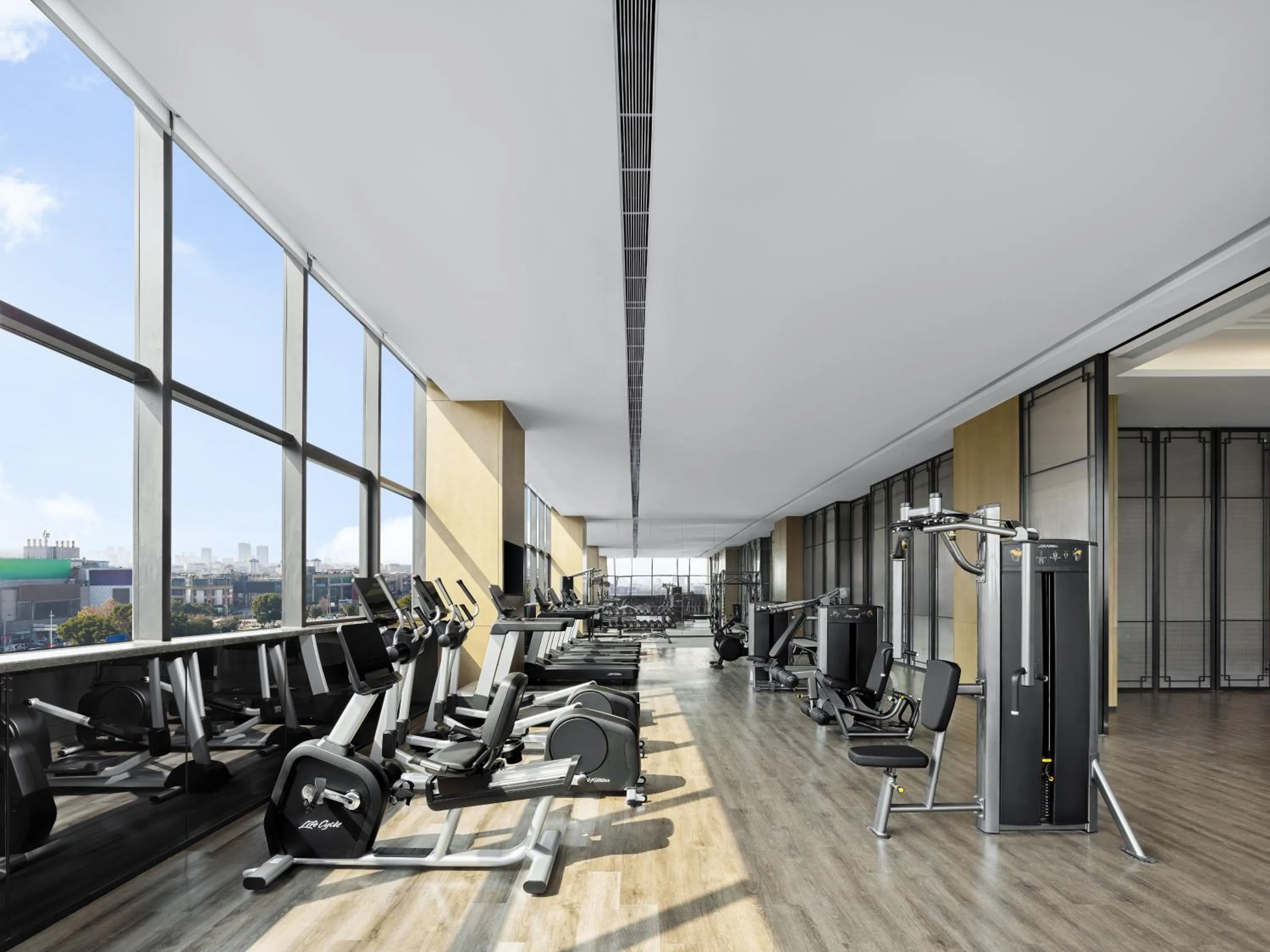 Fitness centre/facilities in Hilton Yuyao