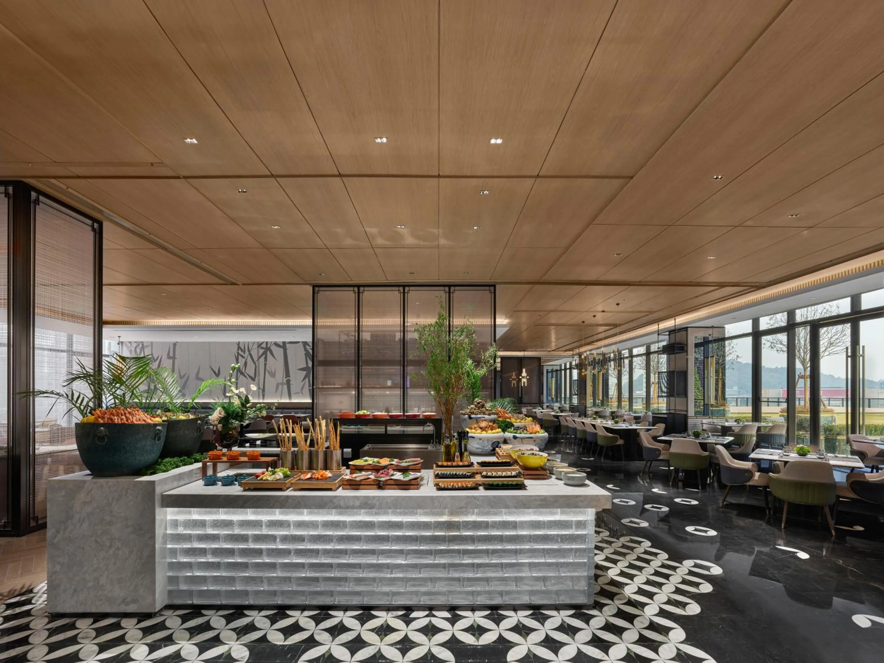 Restaurant/places to eat in Hilton Yuyao