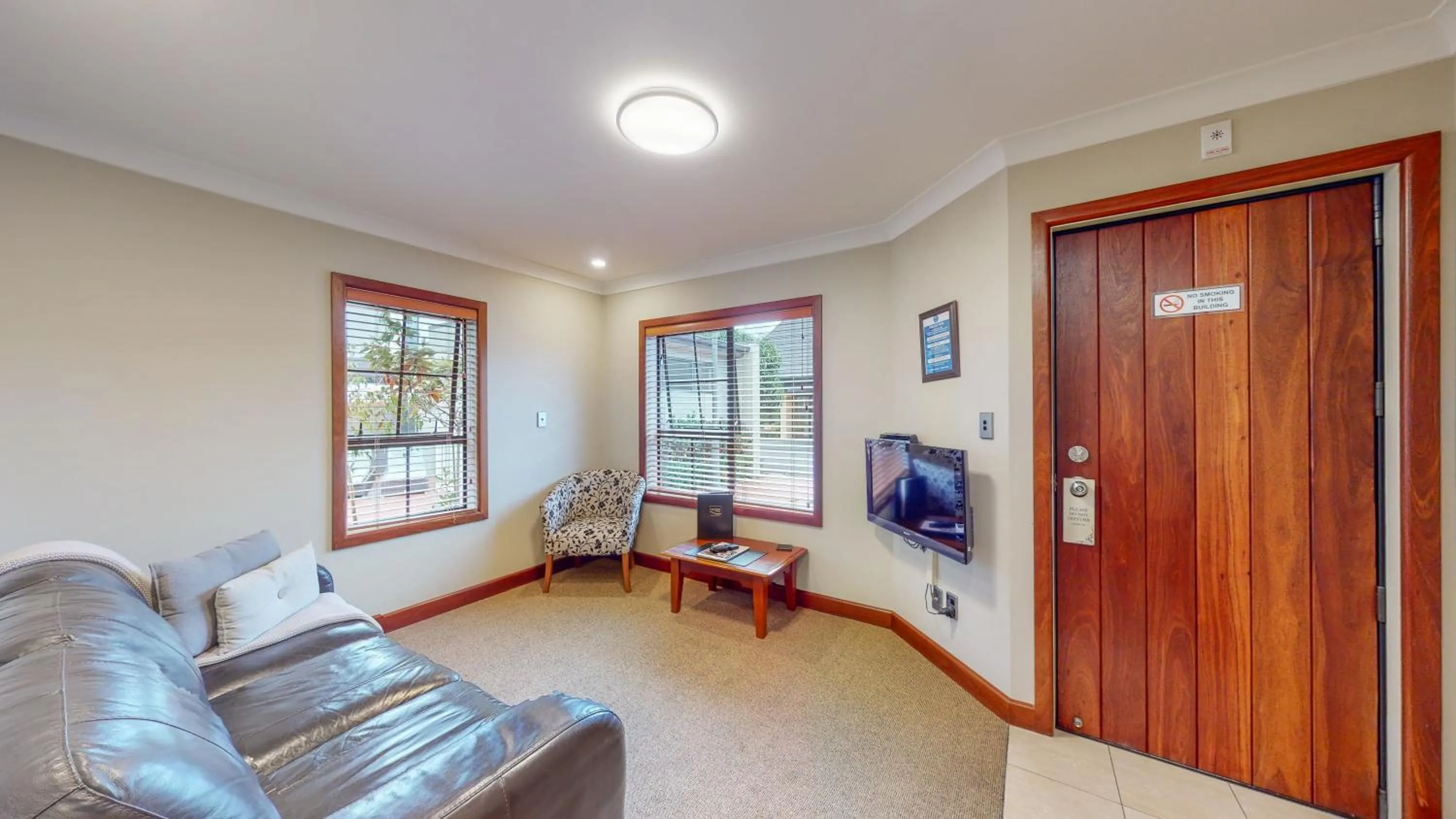 Quantum Lodge Motor Inn