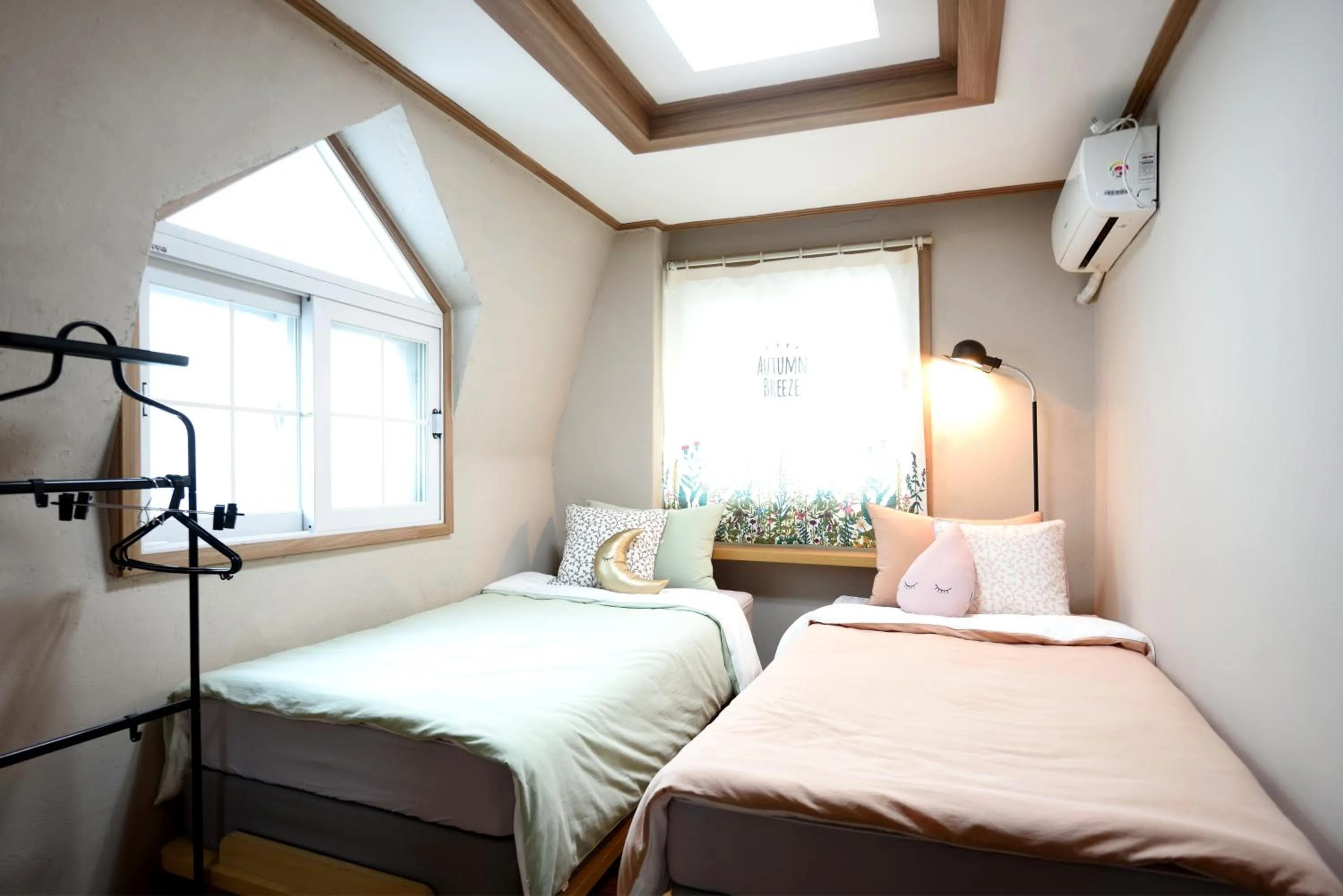 Bed in The One Hostel Hongdae in Seoul - Foreigner Only