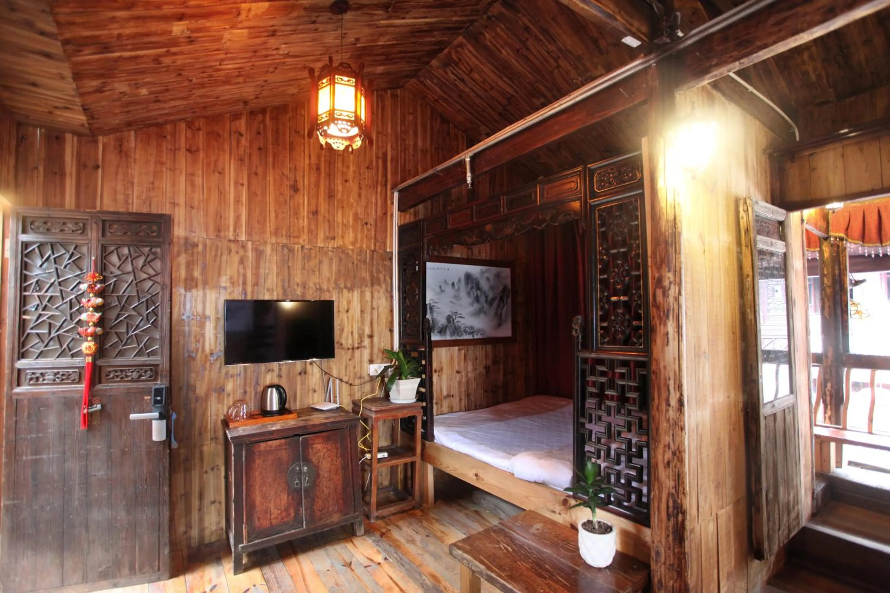Photo of the whole room in Old Street Courtyard (Free Pick up Service)