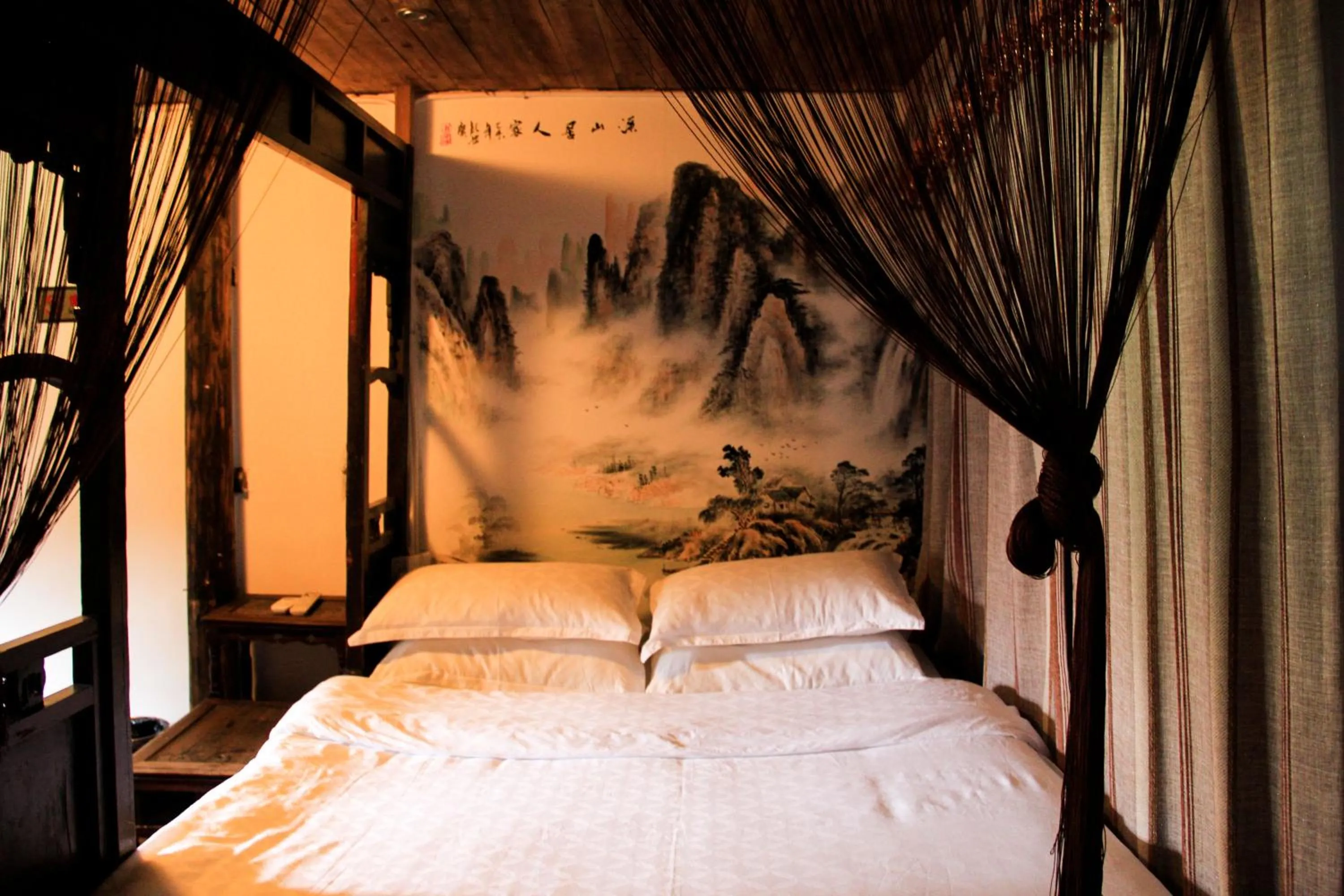 Bed in Old Street Courtyard (Free Pick up Service)