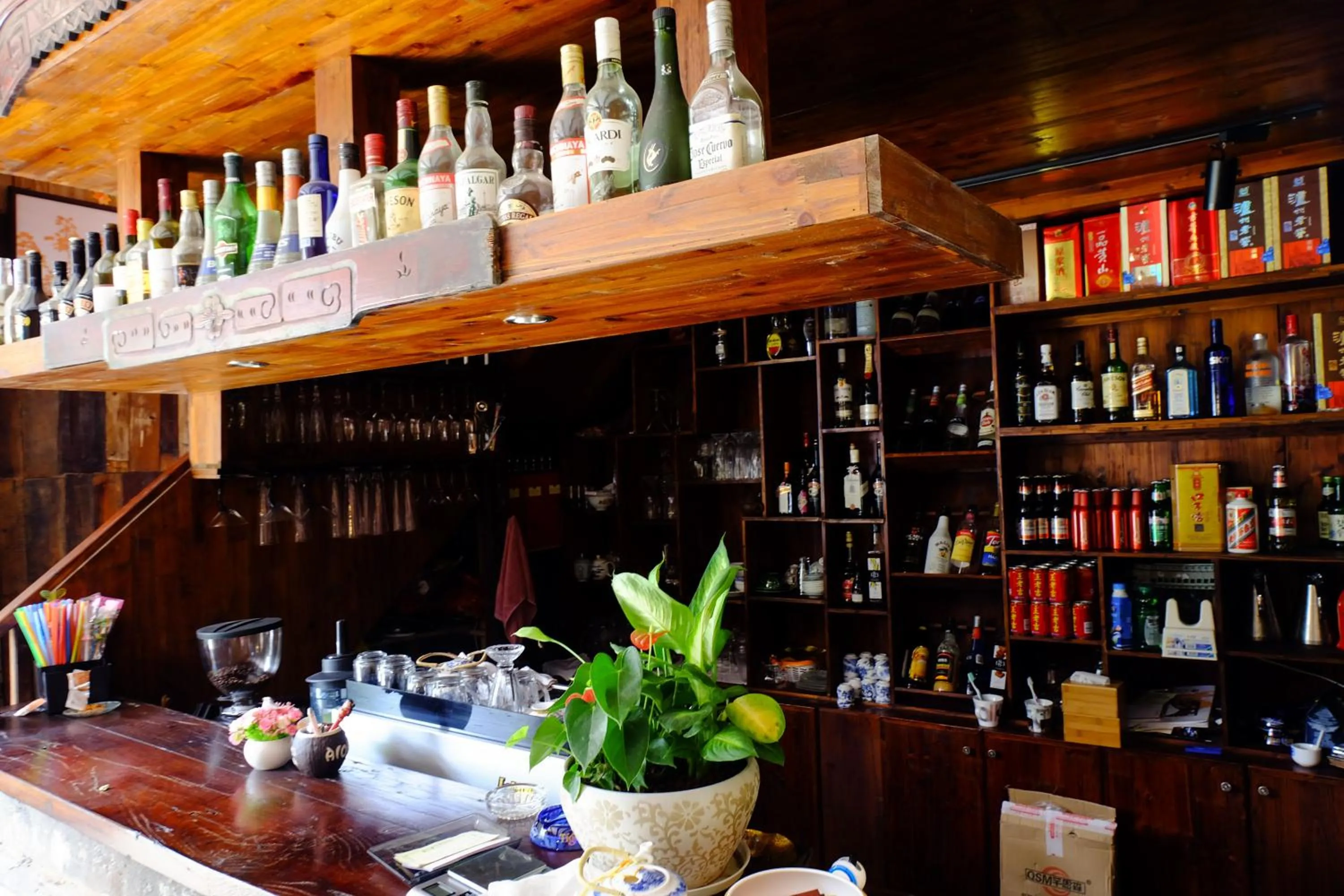 Lounge or bar in Old Street Courtyard (Free Pick up Service)