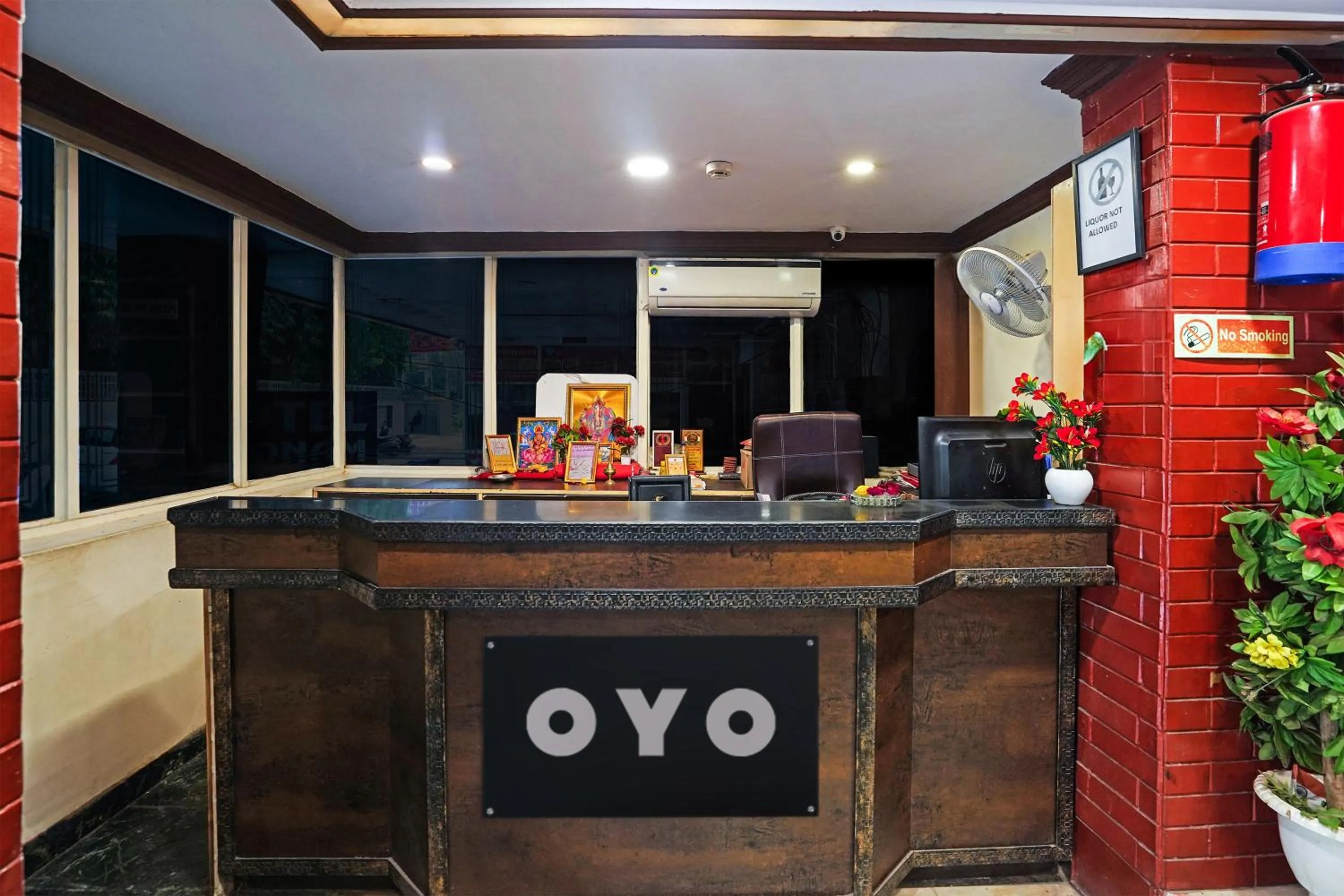 Lobby or reception in Hotel O Poonam Palace