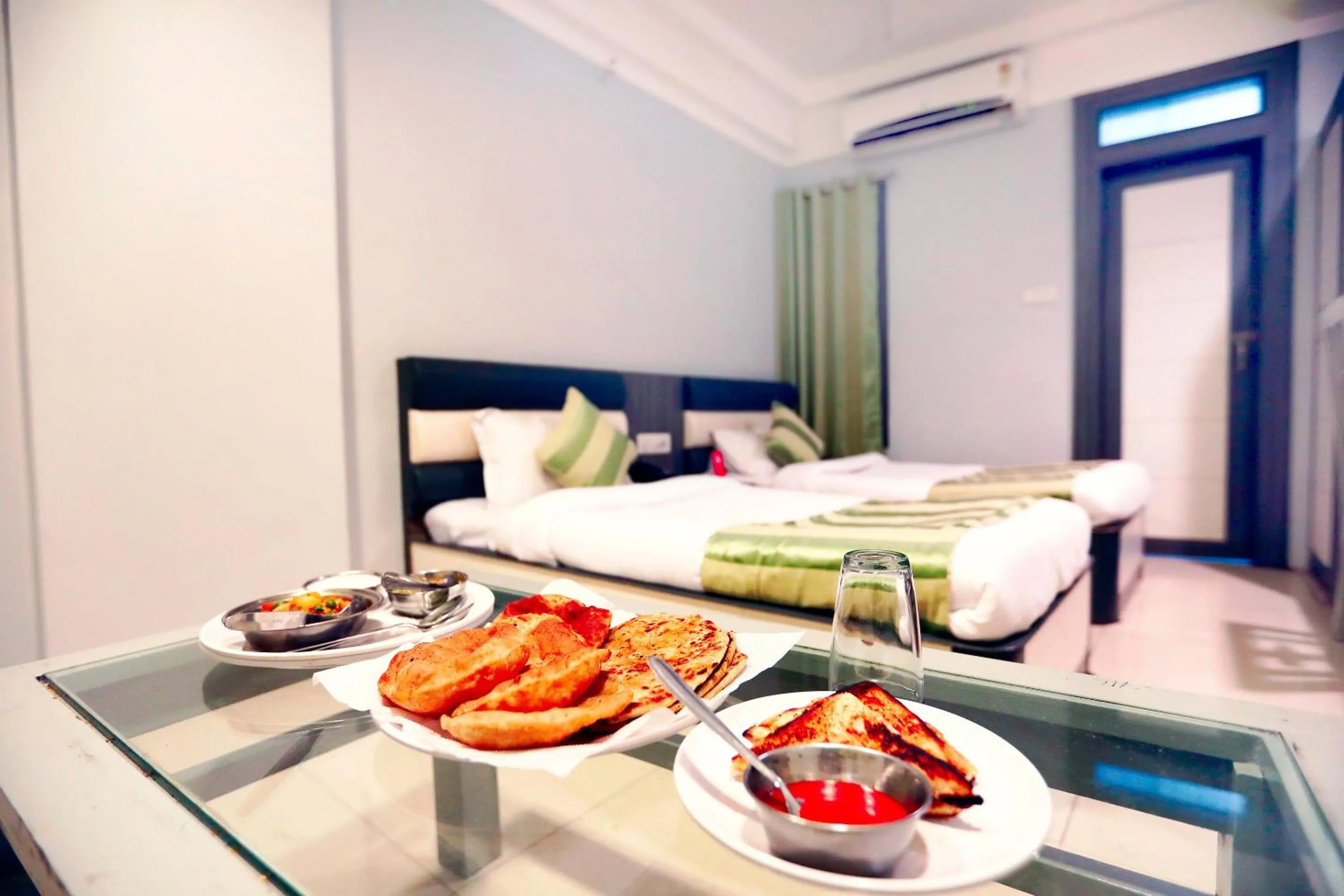 Continental breakfast in Collection O C T Palace