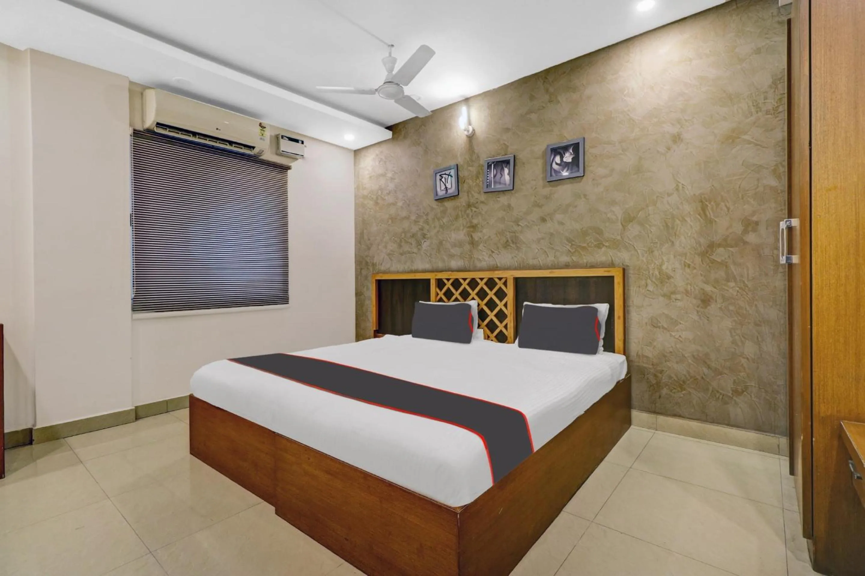 Collection O Manasi Residency