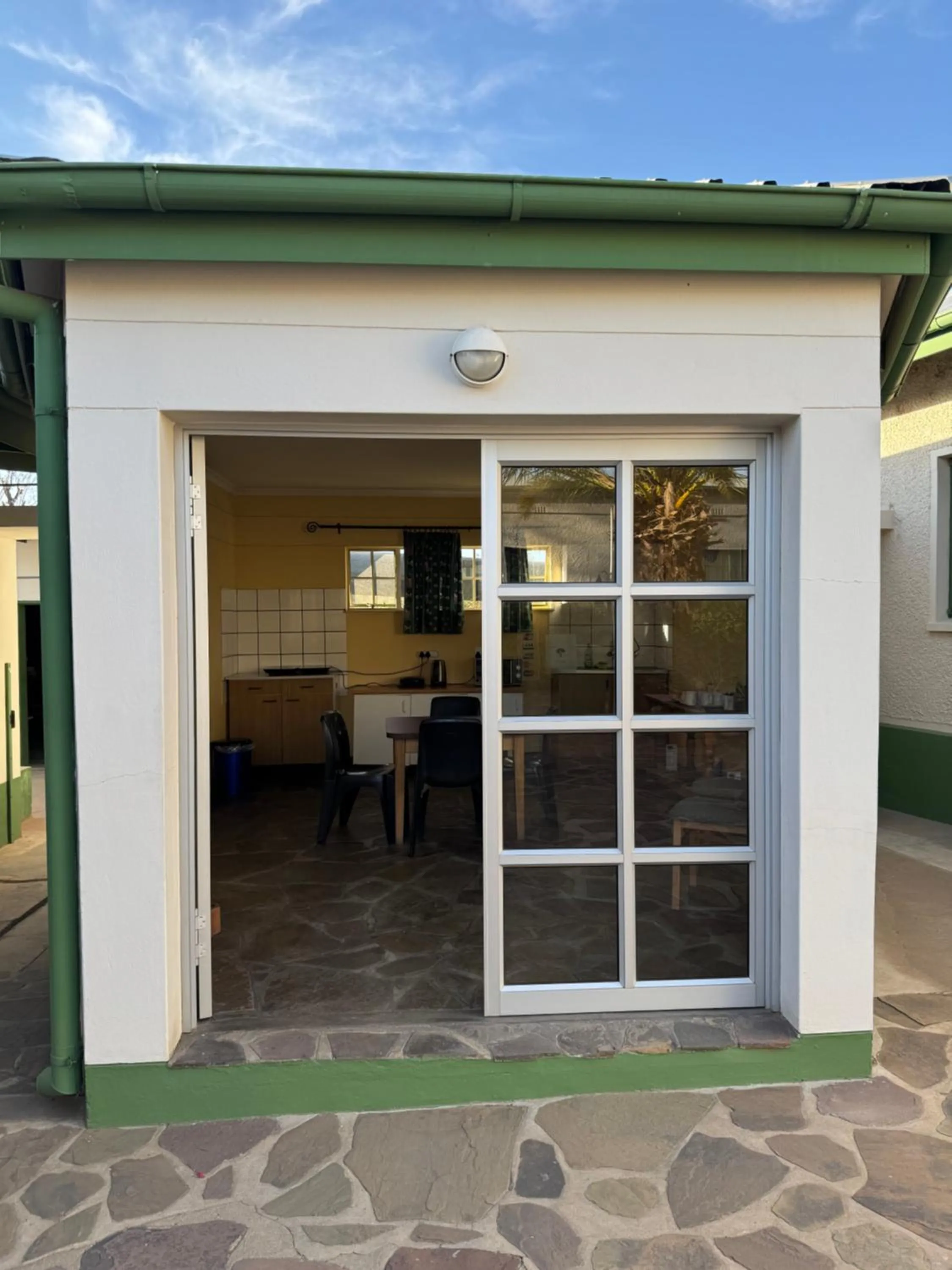 Communal kitchen in Ramblers Self Catering Accommodation