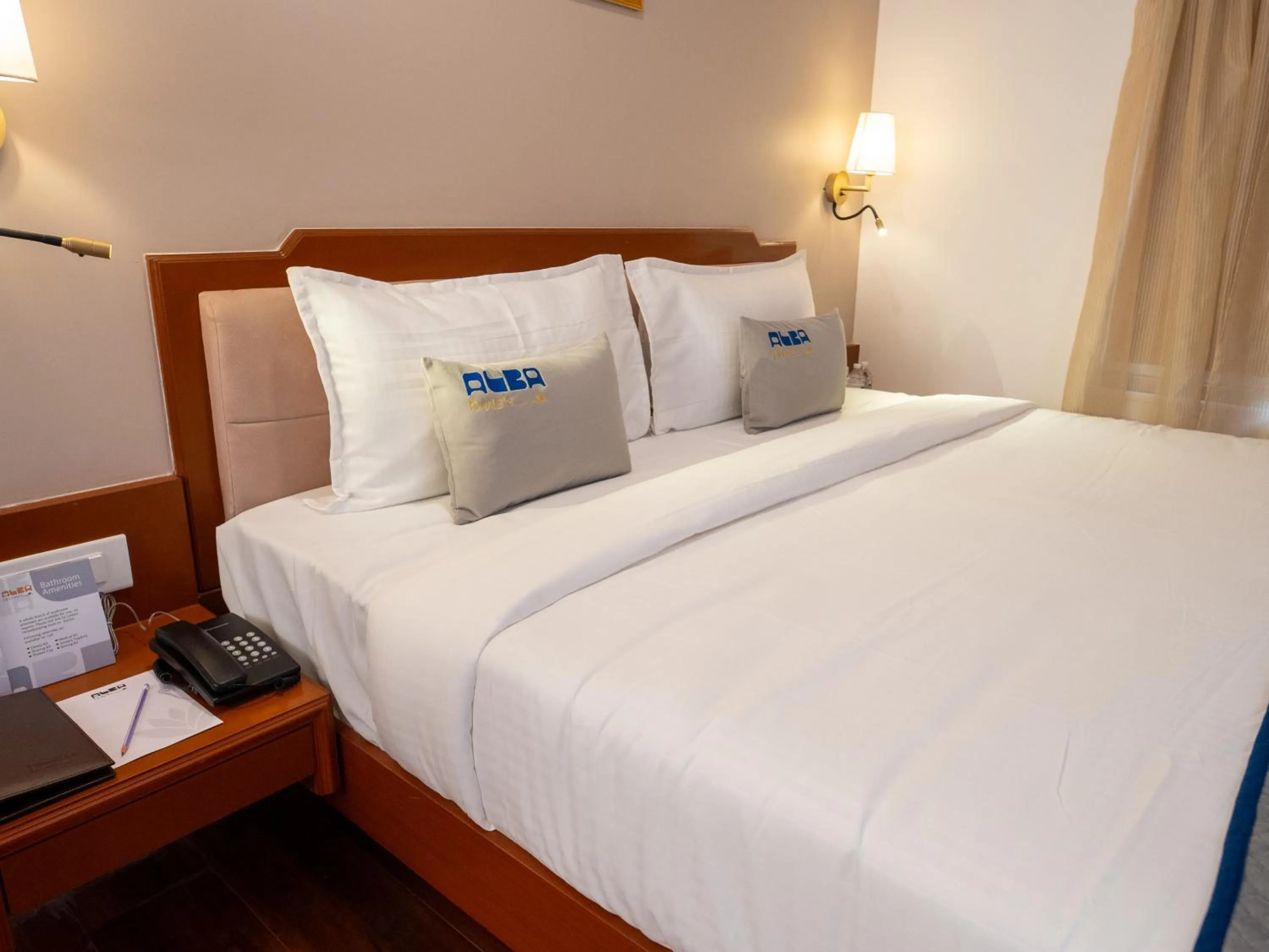 Bed in Hotel Pravasa Stay