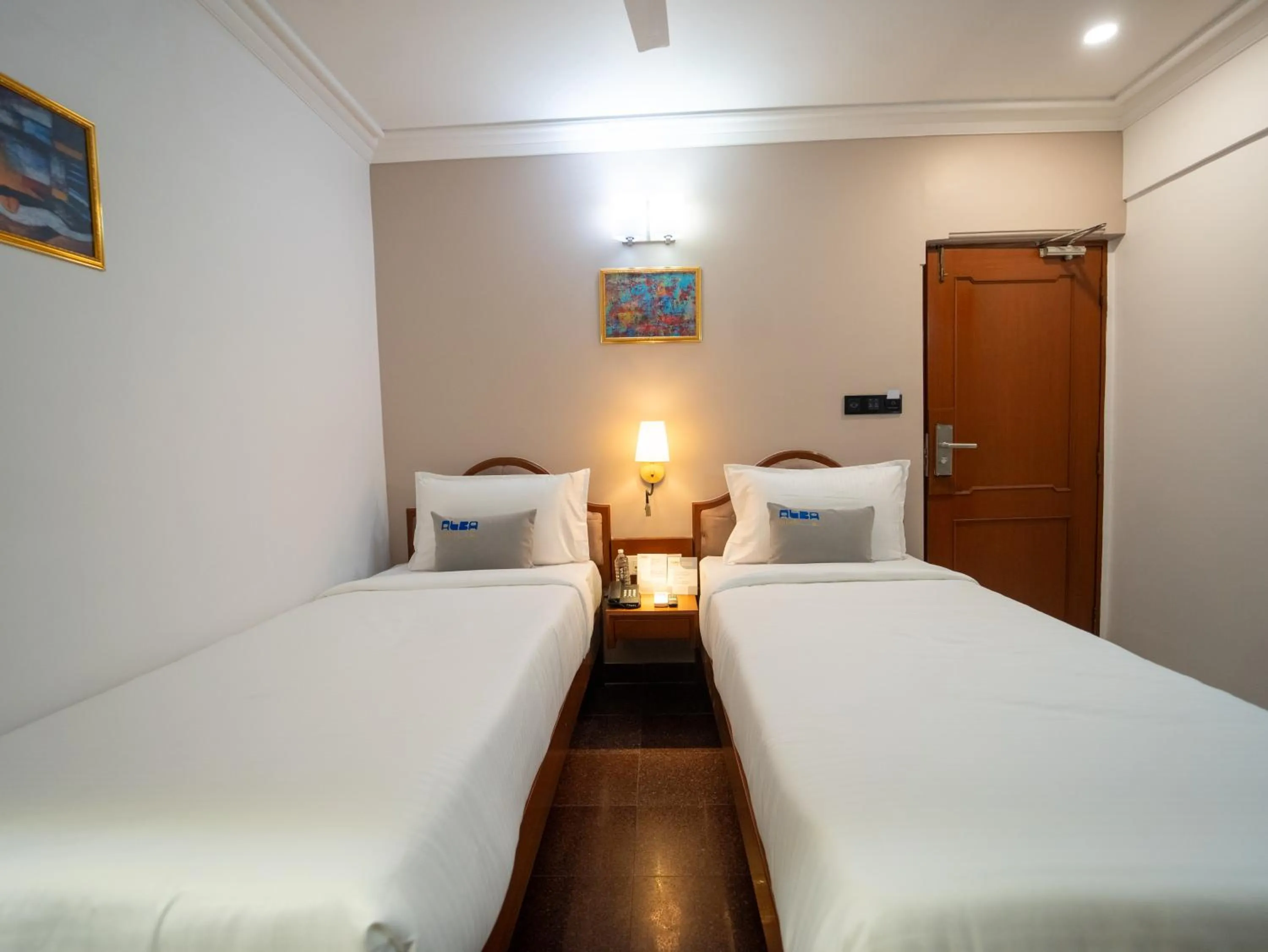 Bedroom, Bed in Hotel Pravasa Stay