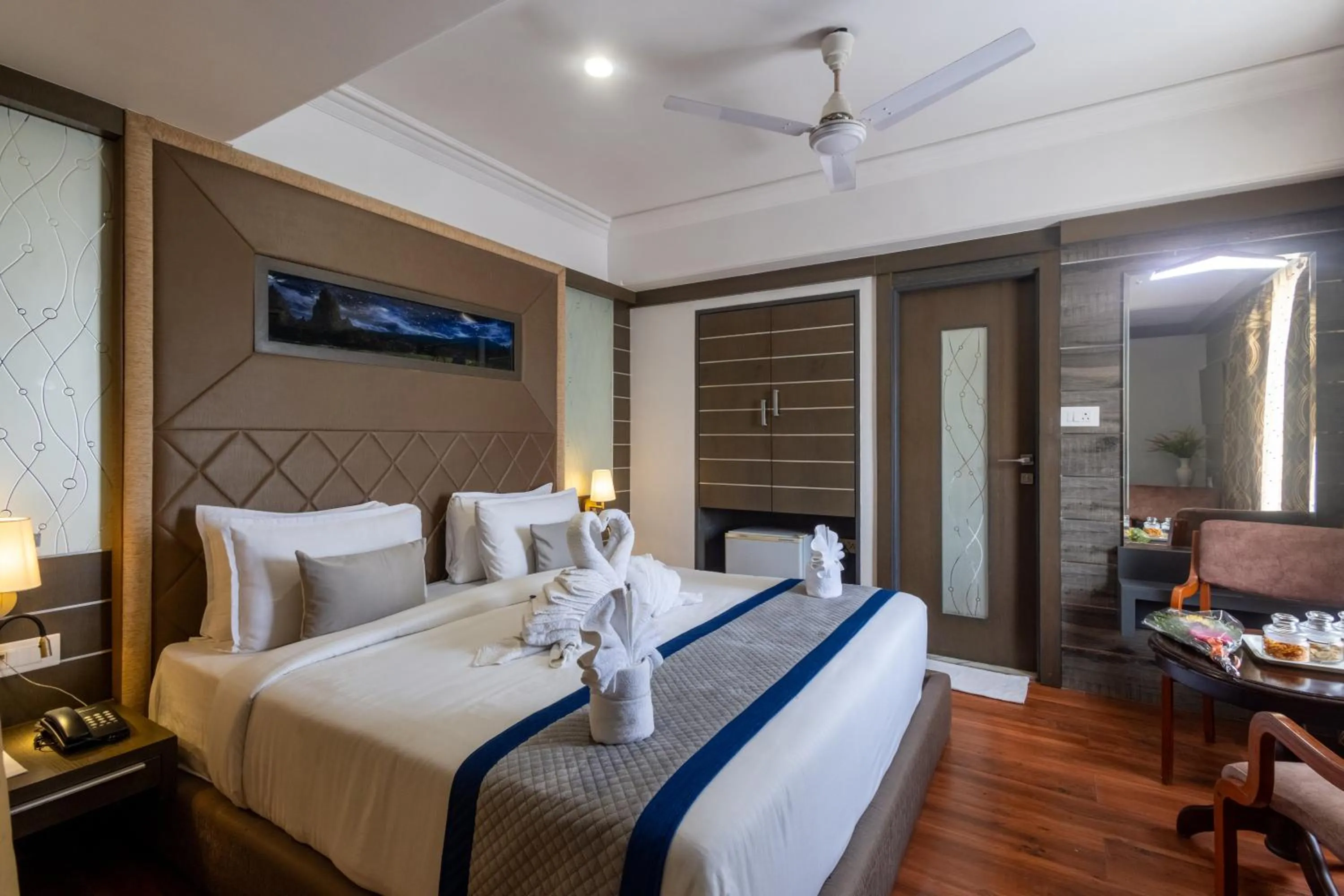 Bedroom, Bed in Hotel Pravasa Stay