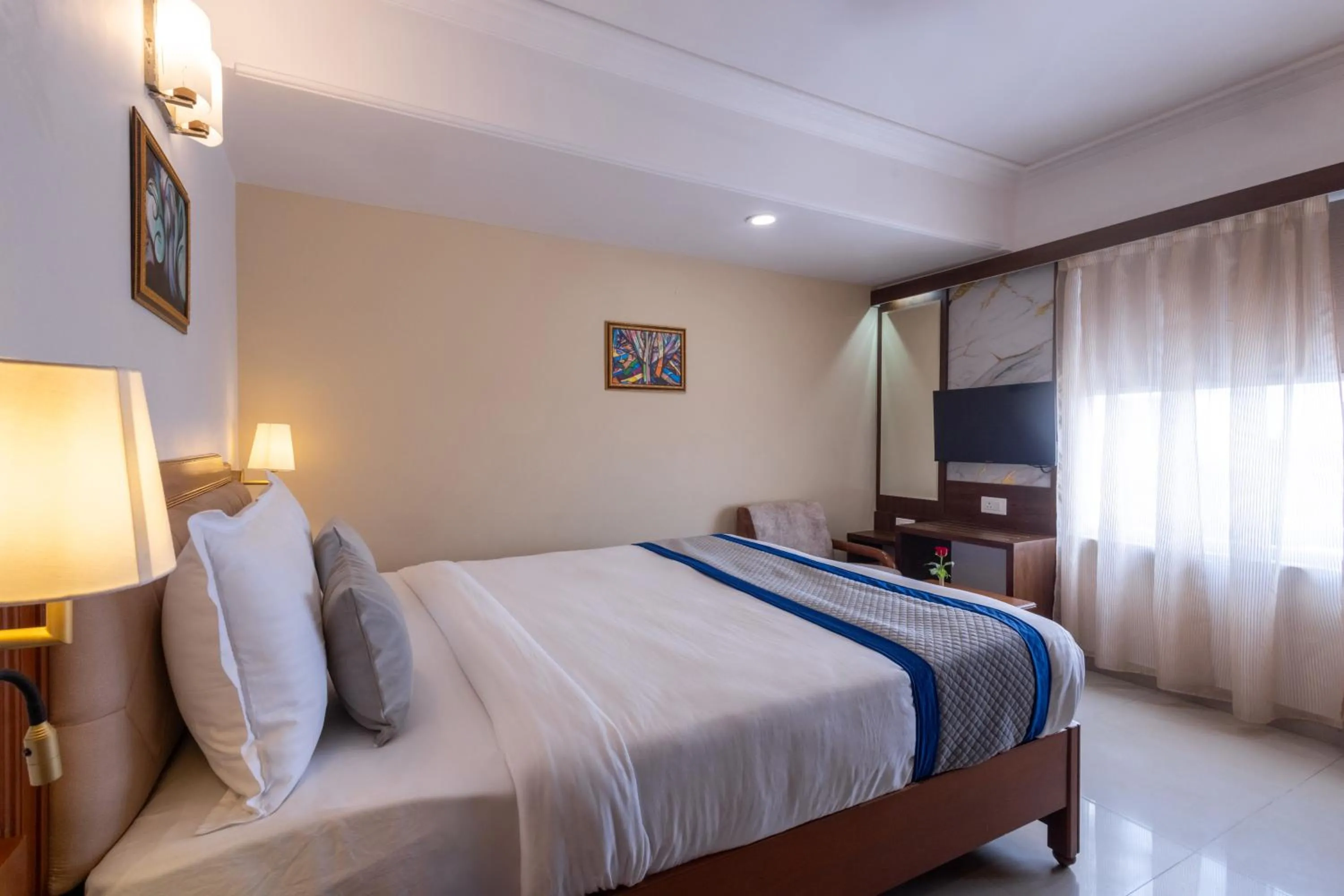 Bedroom, Bed in Hotel Pravasa Stay