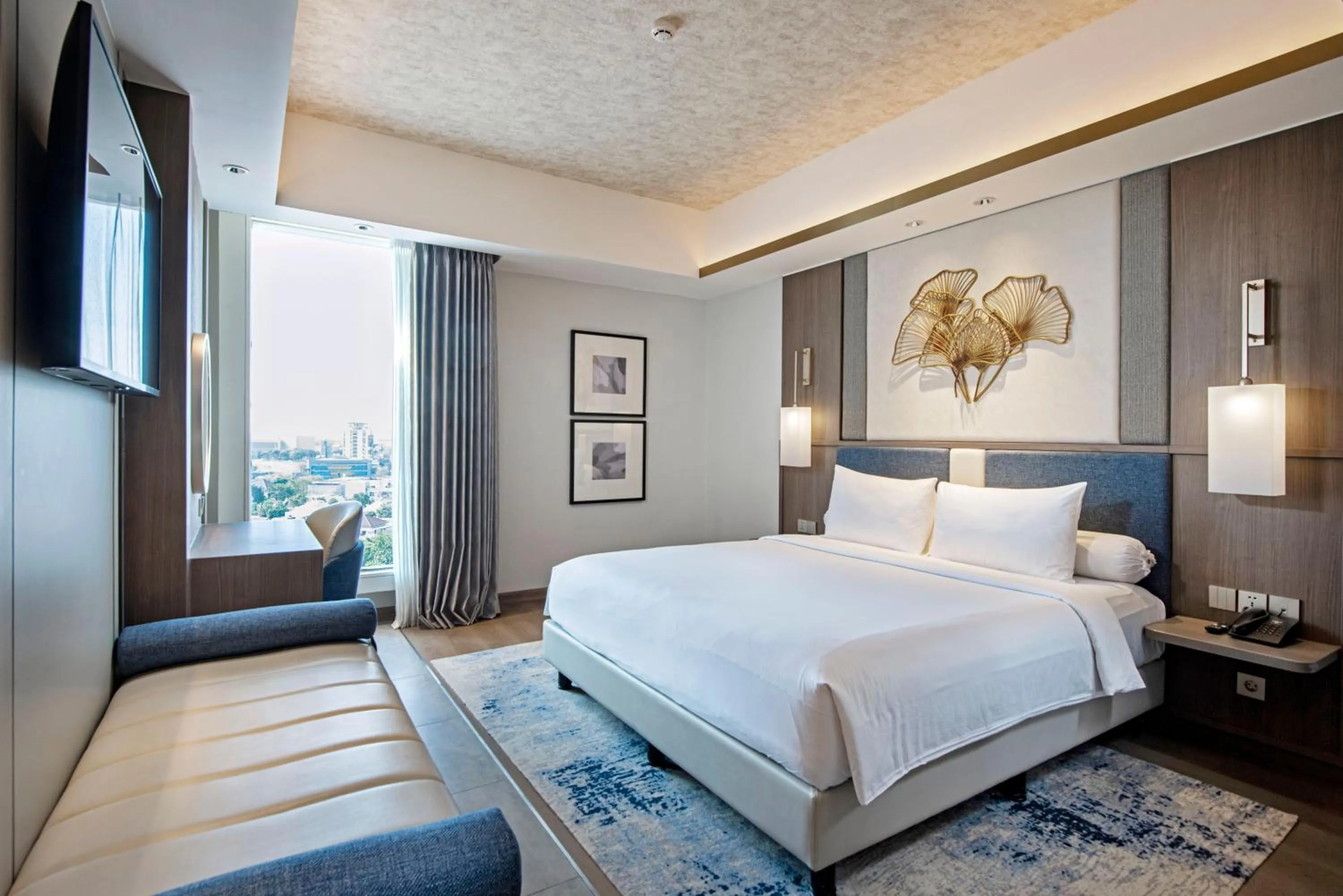 Bedroom, Bed in HARRIS Hotel & Conventions Gubeng