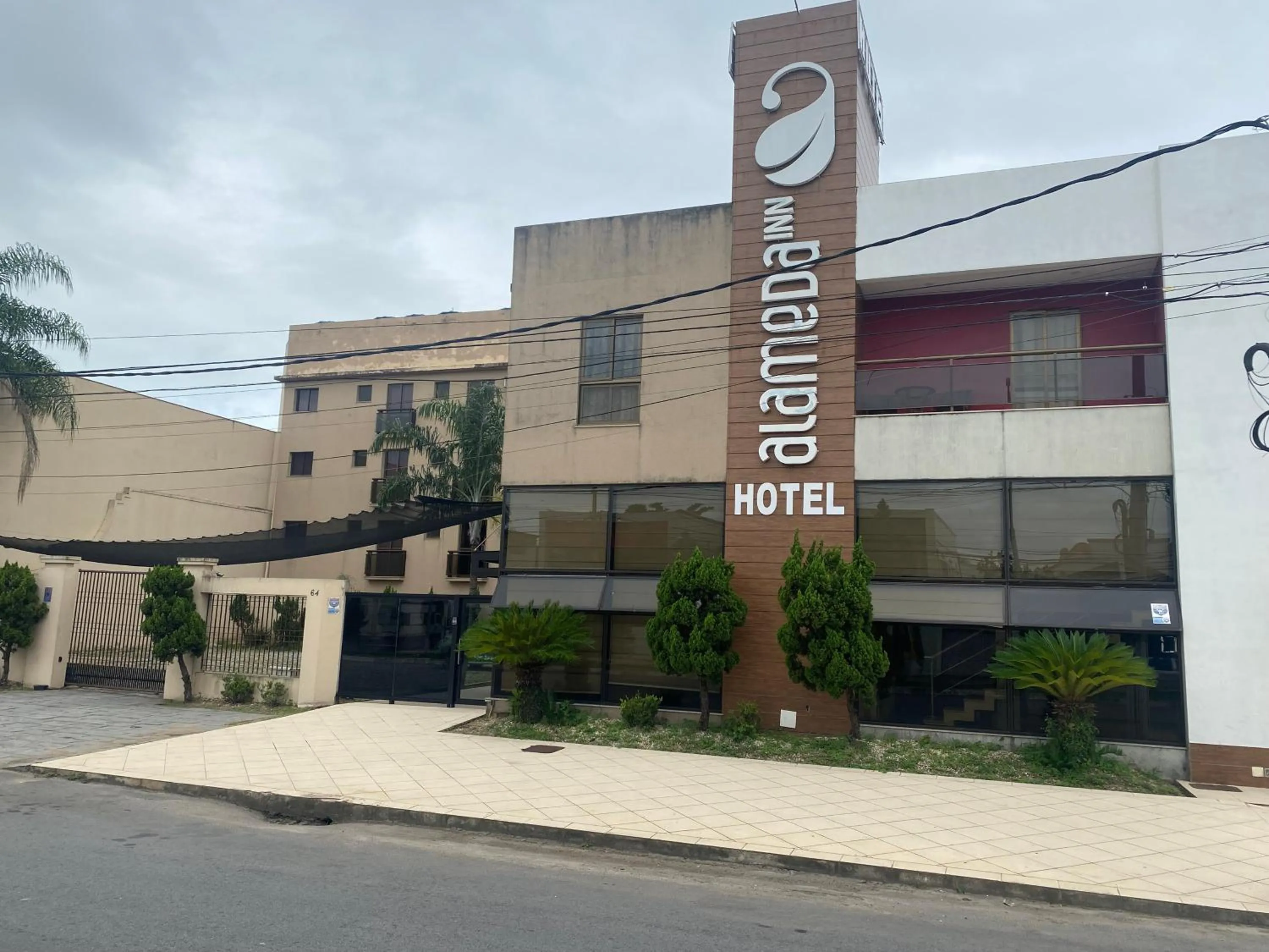 Property building in Hotel Alameda Inn