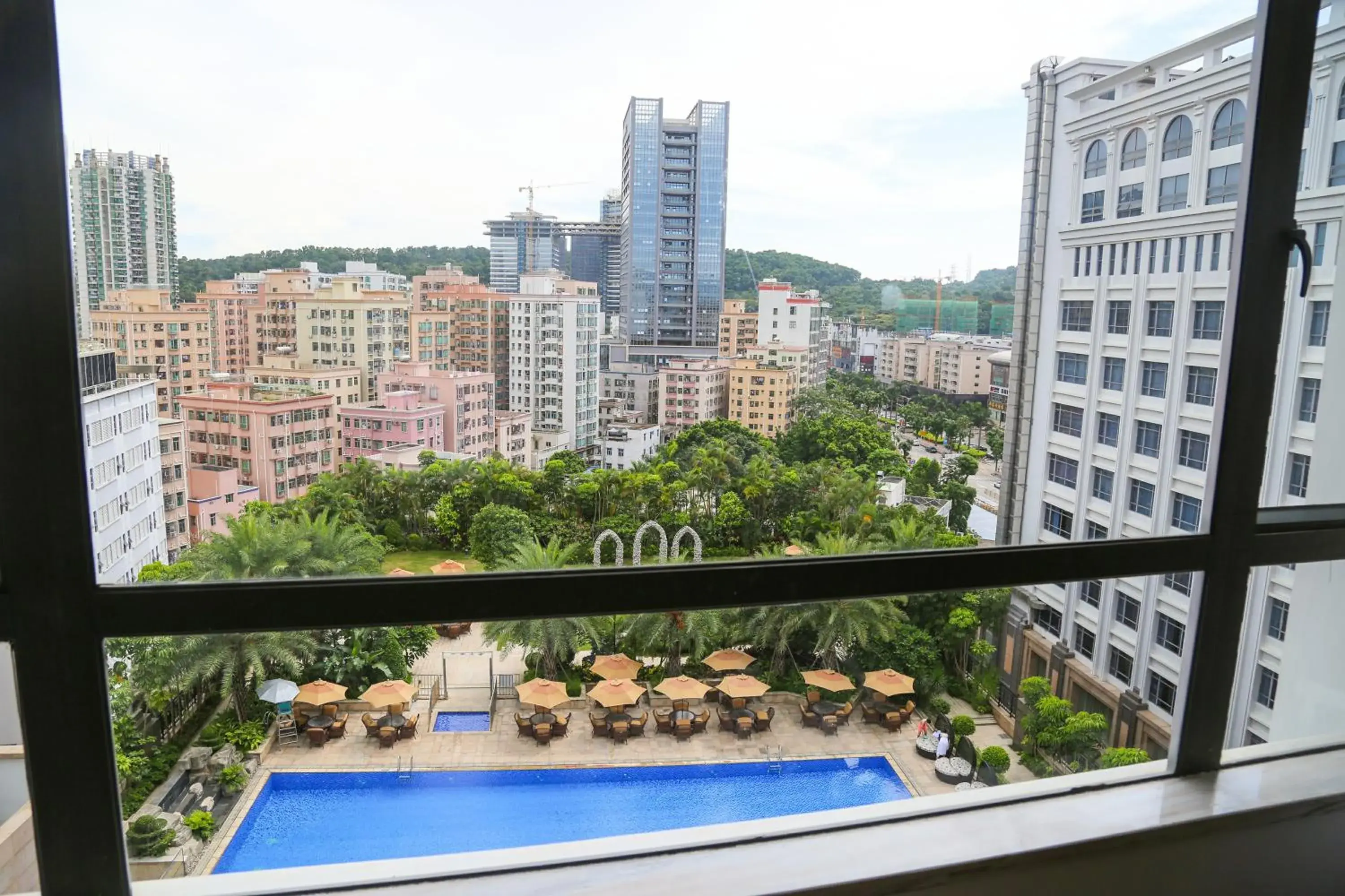 View (from property/room), Pool View in Shenzhen Dayhello international Hotel (Baoan)