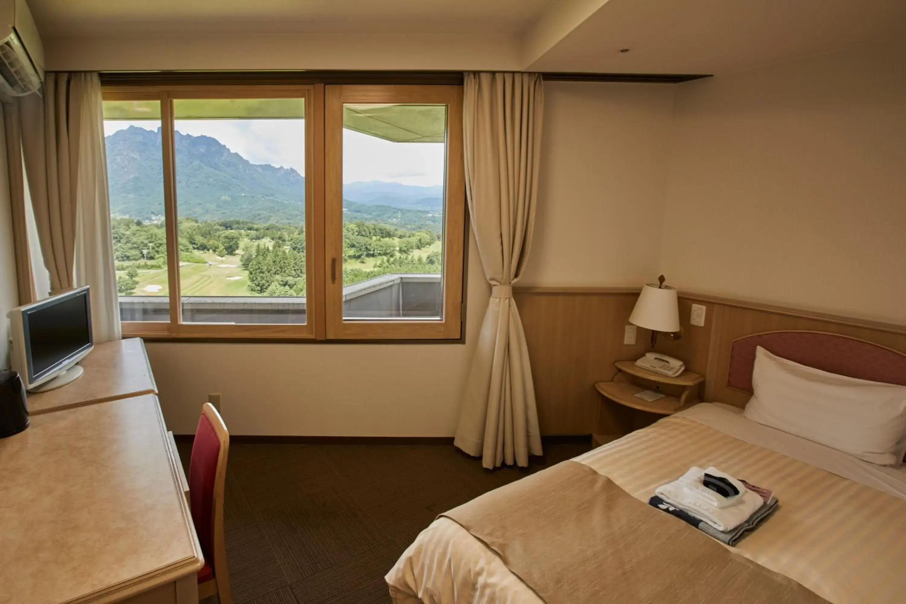 Photo of the whole room, Bed in Myogi Green Hotel Photo of the whole room, Bed in Myogi Green Hotel