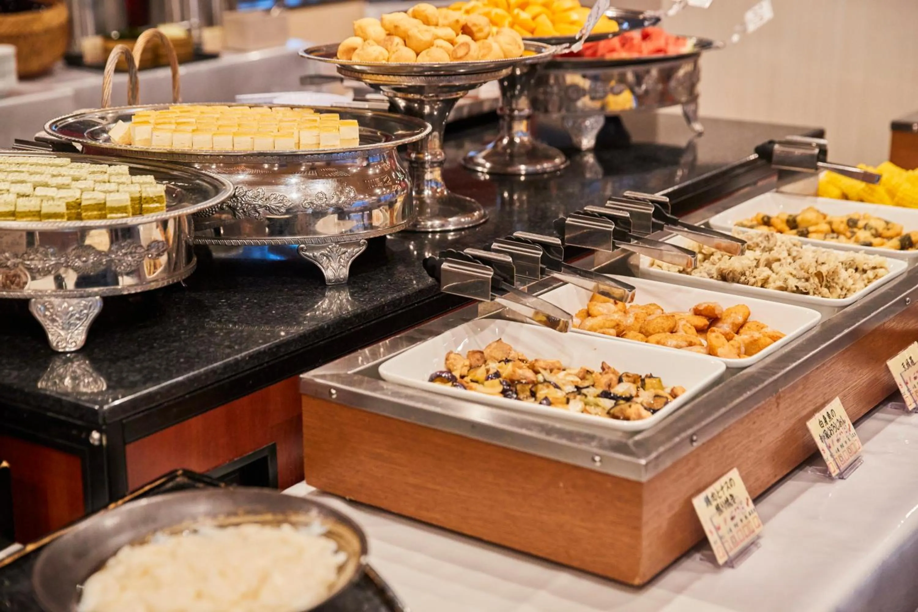 Food and drinks in Myogi Green Hotel